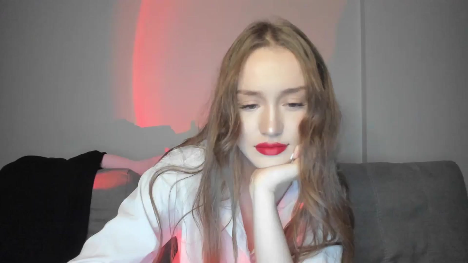 Gallery image thumbnail from IsabellRrose's myfreecams stream on, 12/18/2024, 17:21 image 9 of 20