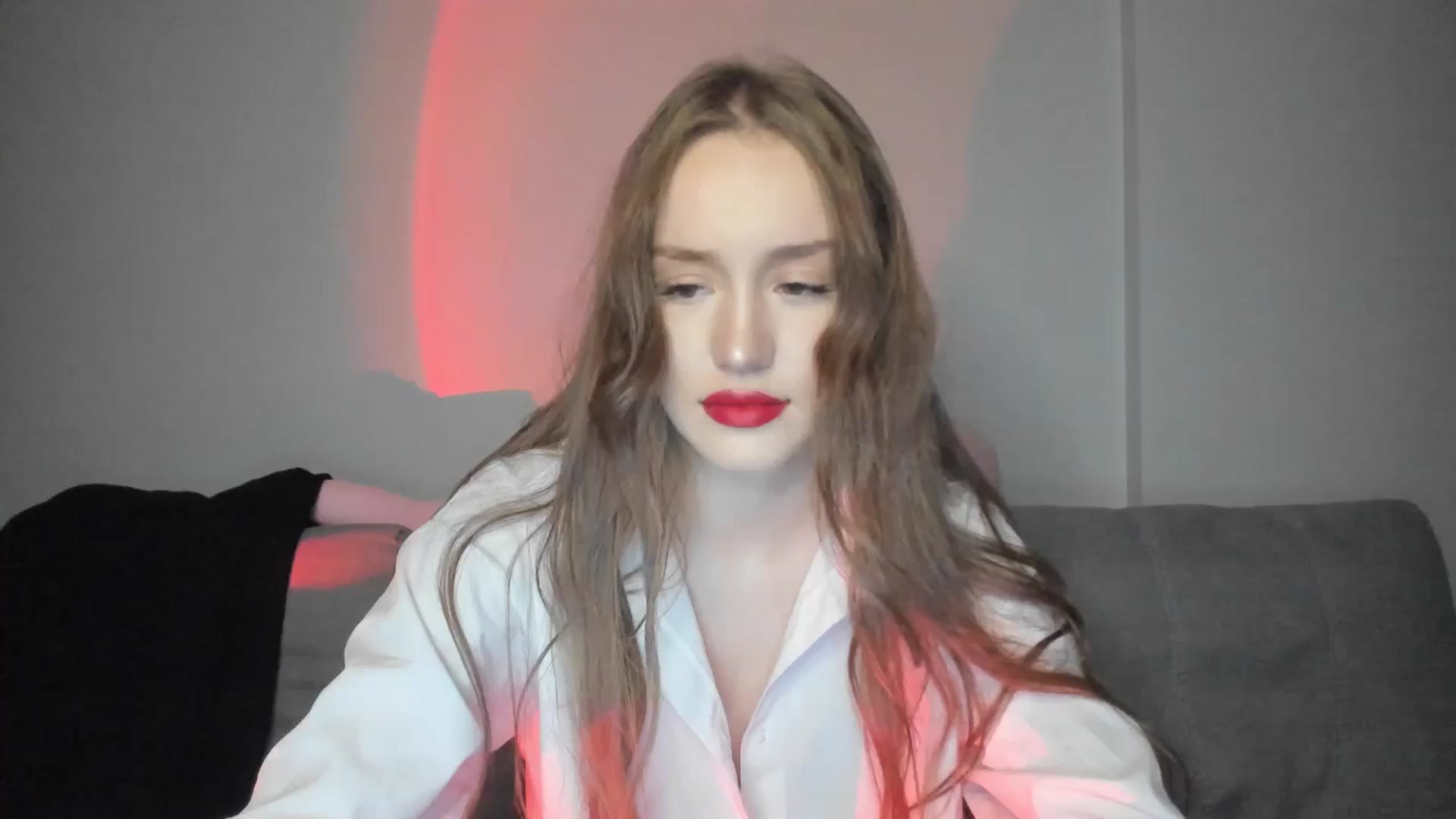 Gallery image thumbnail from IsabellRrose's myfreecams stream on, 12/18/2024, 17:21 image 10 of 20