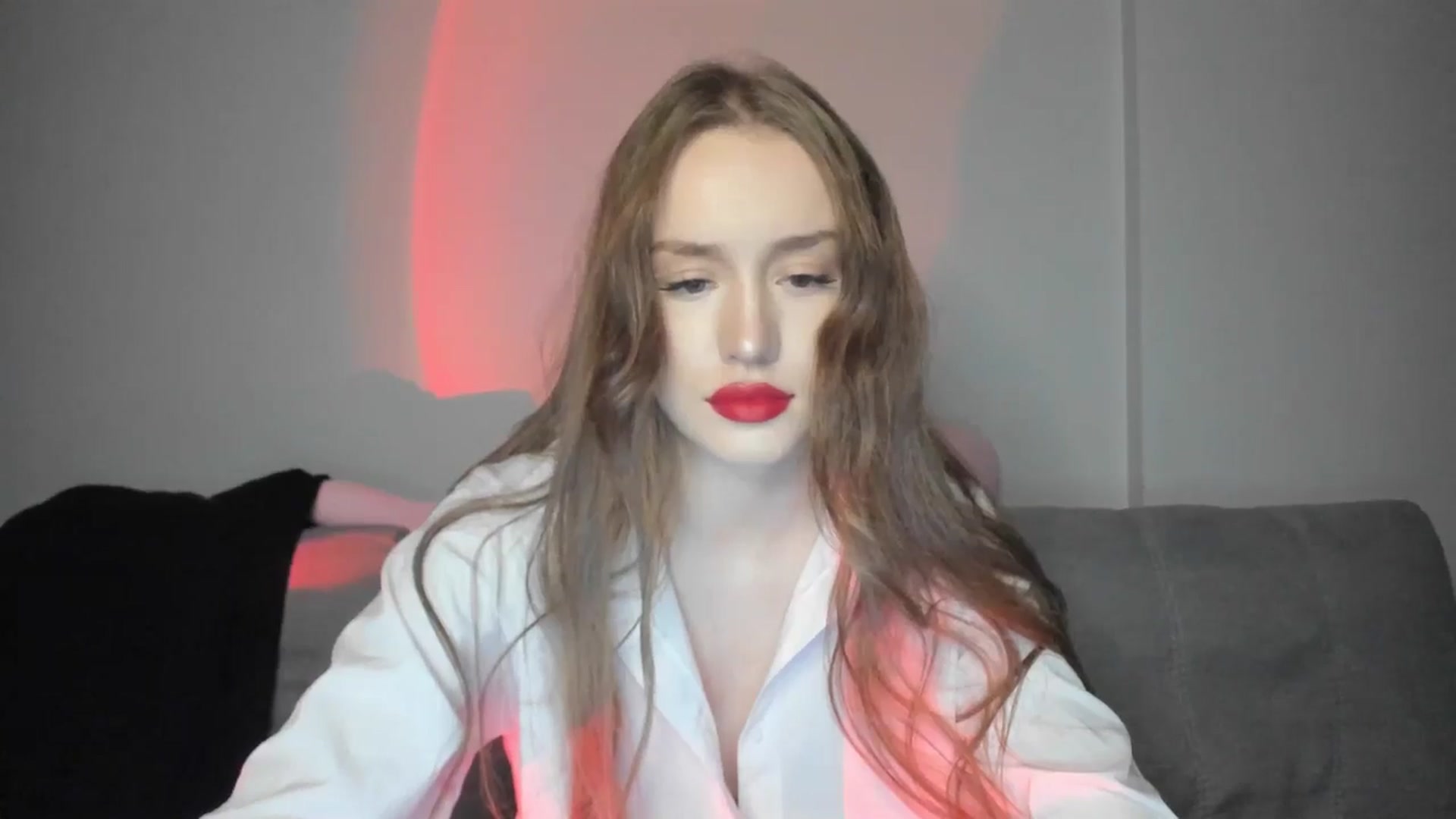 Gallery image thumbnail from IsabellRrose's myfreecams stream on, 12/18/2024, 17:21 image 5 of 20
