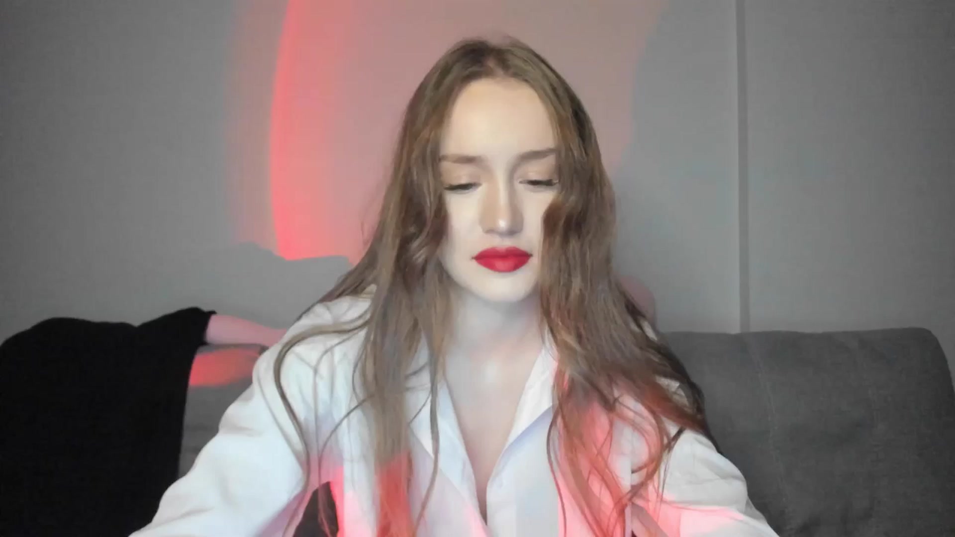 Gallery image thumbnail from IsabellRrose's myfreecams stream on, 12/18/2024, 17:21 image 8 of 20