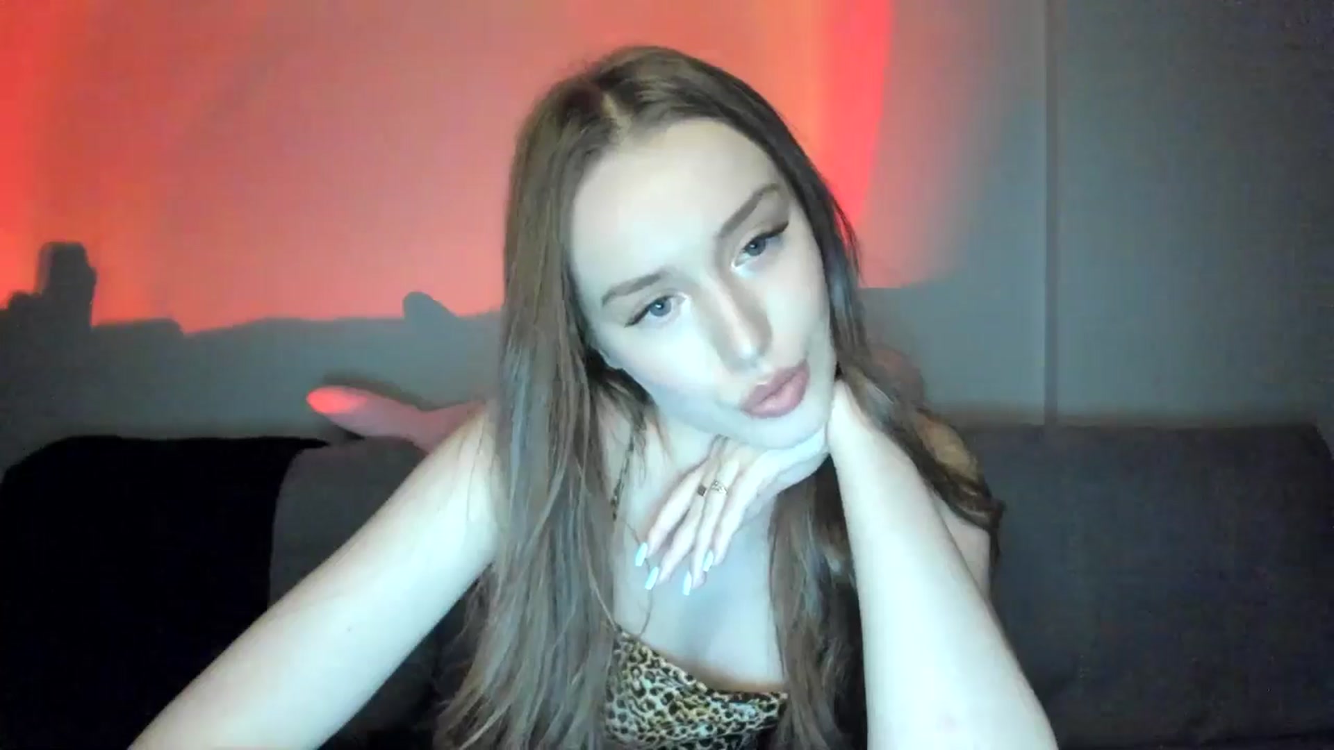 Gallery image thumbnail from IsabellRrose's myfreecams stream on, 12/19/2024, 19:09 image 20 of 20