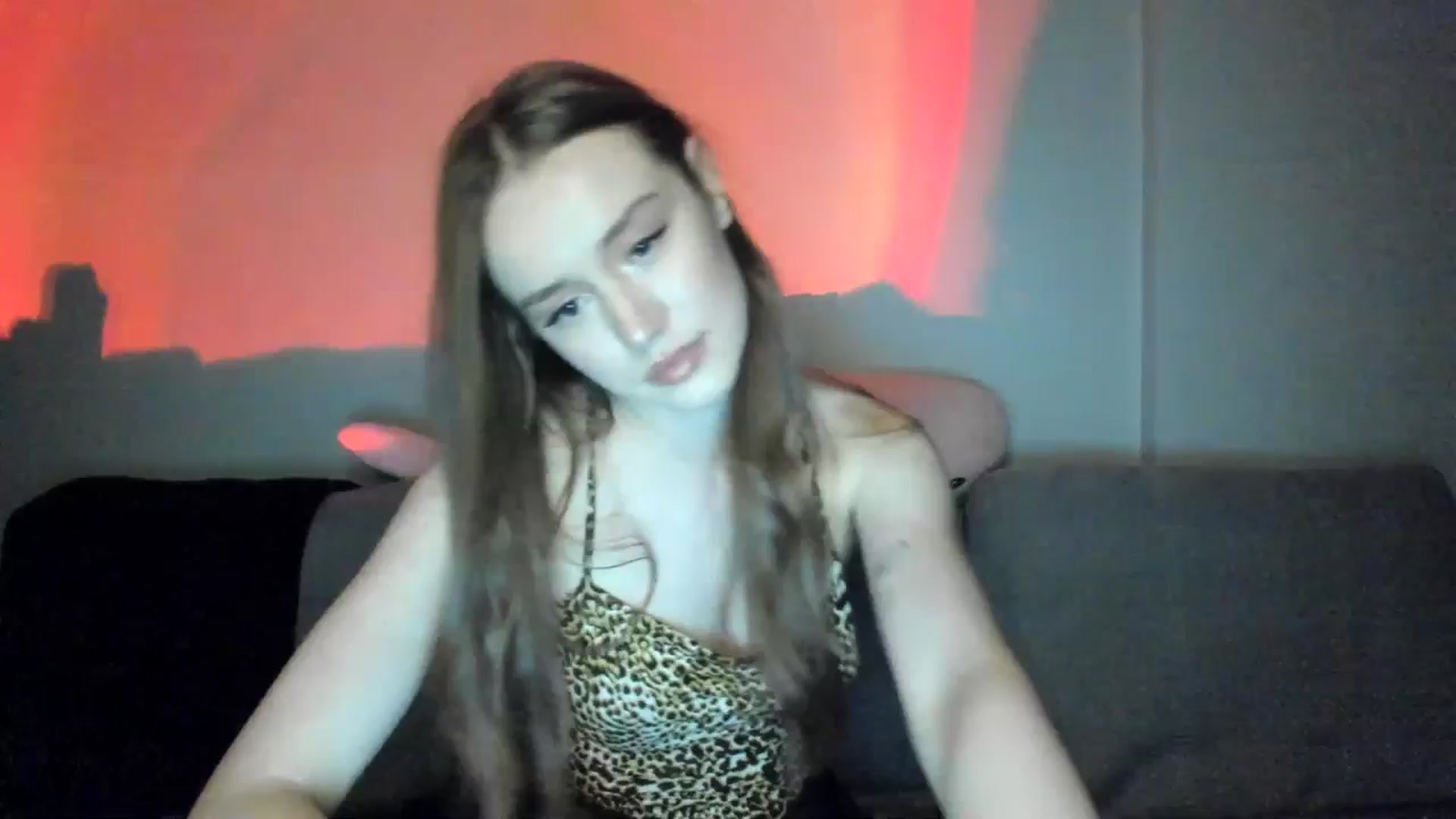 Gallery image thumbnail from IsabellRrose's myfreecams stream on, 12/19/2024, 19:09 image 14 of 20