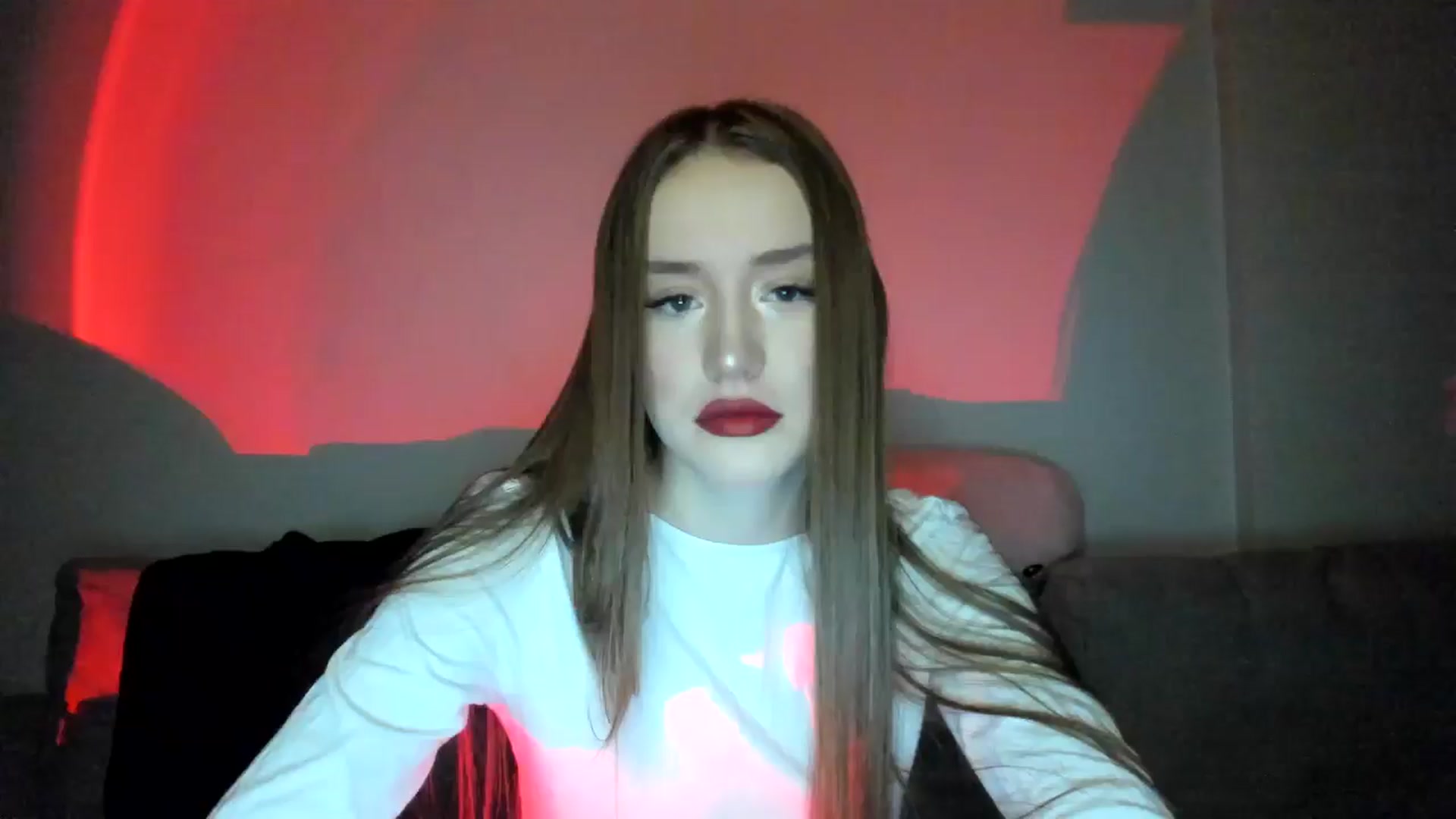 Gallery image thumbnail from IsabellRrose's myfreecams stream on, 12/25/2024, 16:49 image 13 of 20