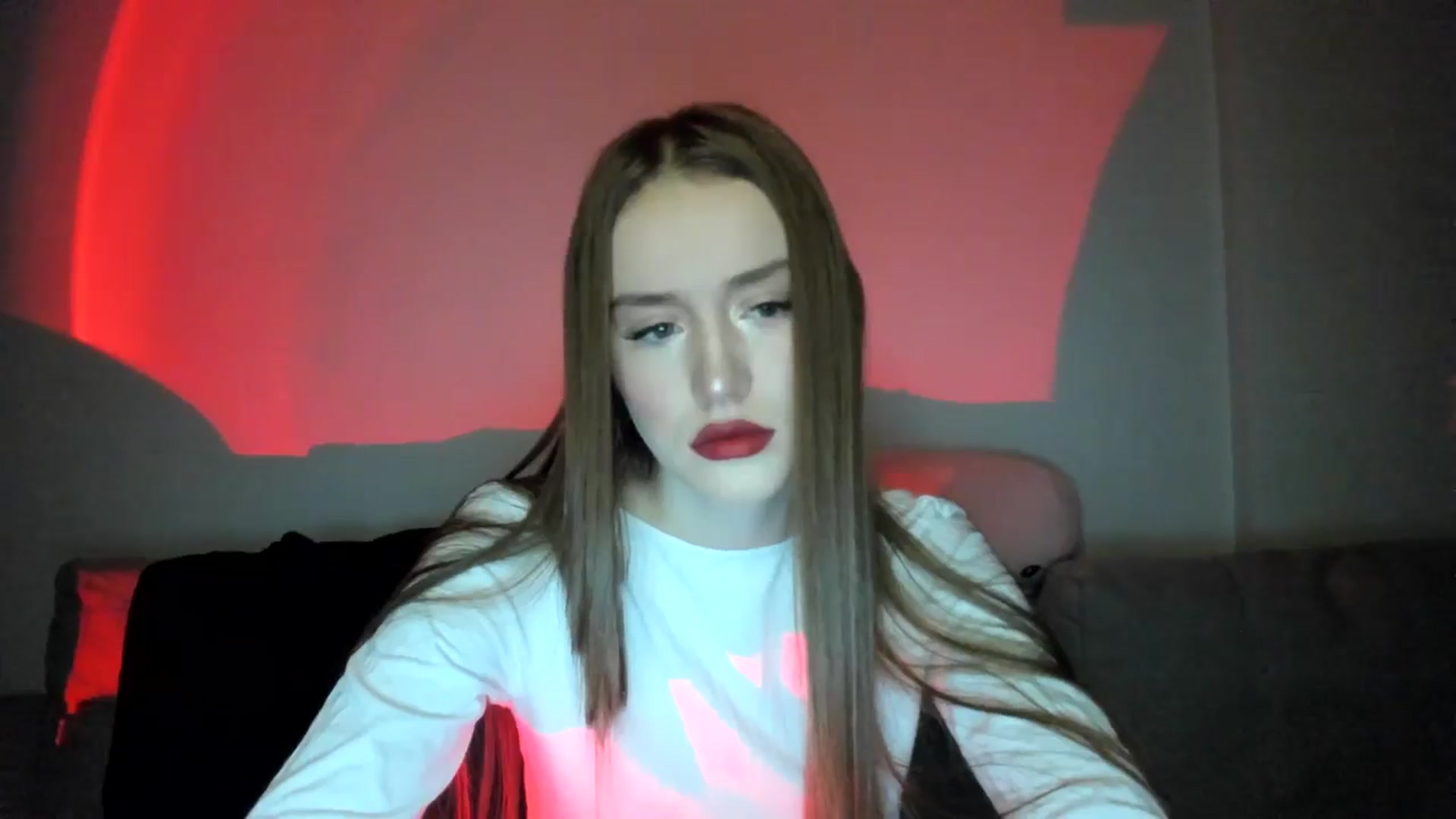 Gallery image thumbnail from IsabellRrose's myfreecams stream on, 12/25/2024, 16:49 image 11 of 20