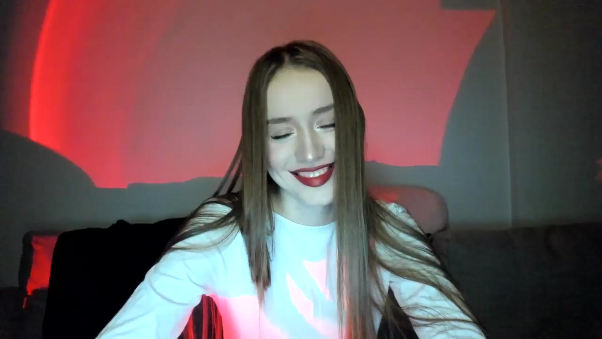 Gallery image thumbnail from IsabellRrose's myfreecams stream on, 12/25/2024, 16:49 image 7 of 20