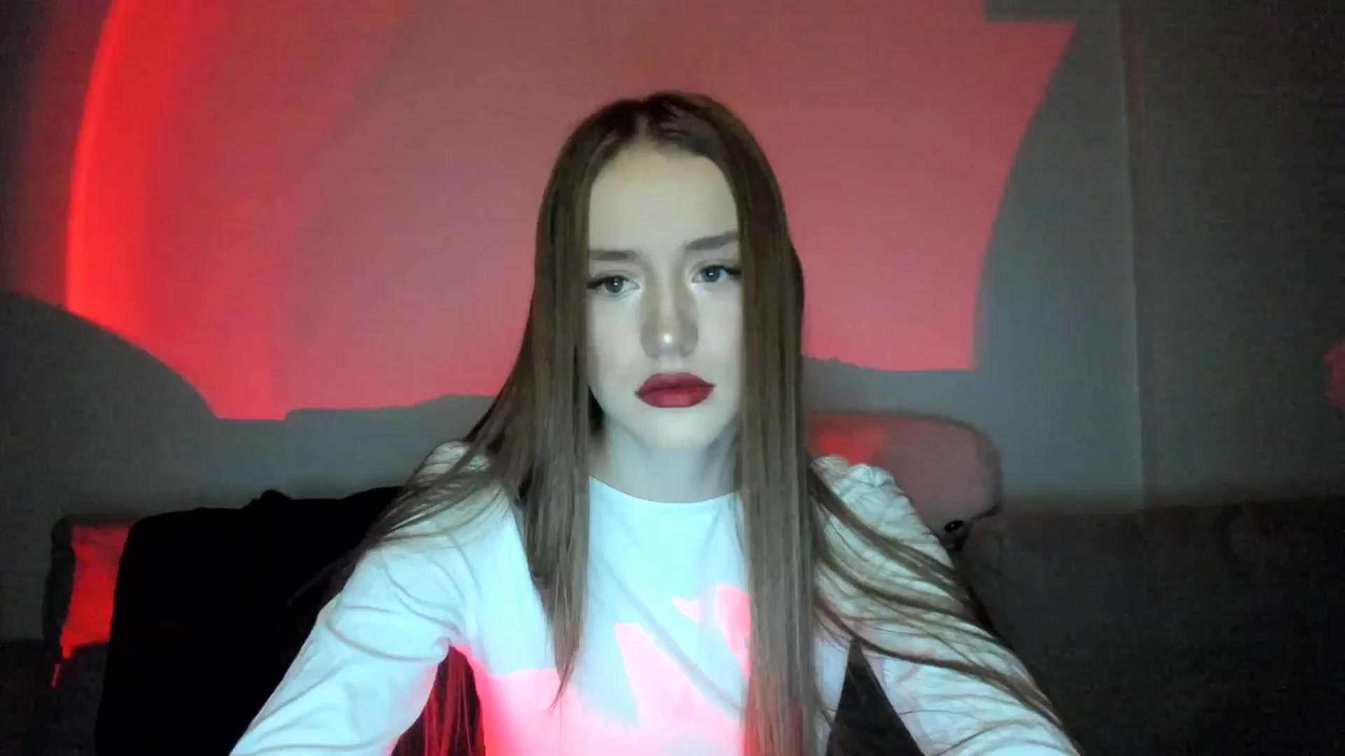 Gallery image thumbnail from IsabellRrose's myfreecams stream on, 12/25/2024, 16:49 image 15 of 20