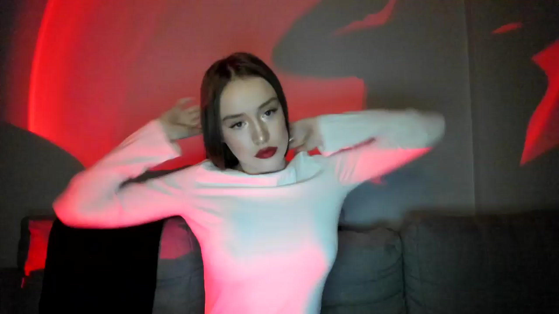 Gallery image thumbnail from IsabellRrose's myfreecams stream on, 12/25/2024, 17:16 image 7 of 20