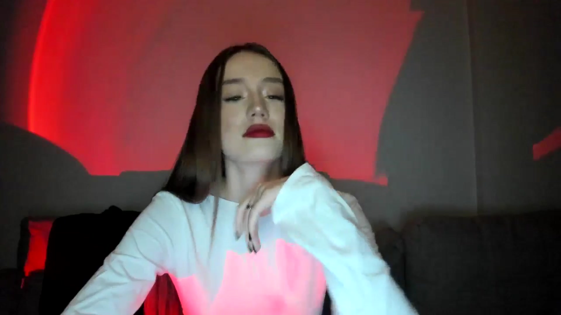 Gallery image thumbnail from IsabellRrose's myfreecams stream on, 12/25/2024, 17:16 image 5 of 20