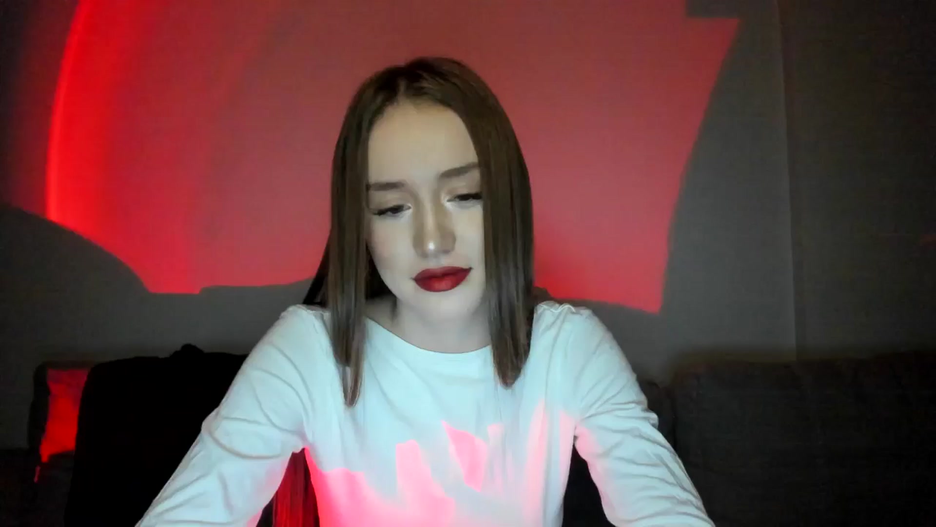Gallery image thumbnail from IsabellRrose's myfreecams stream on, 12/25/2024, 17:16 image 19 of 20