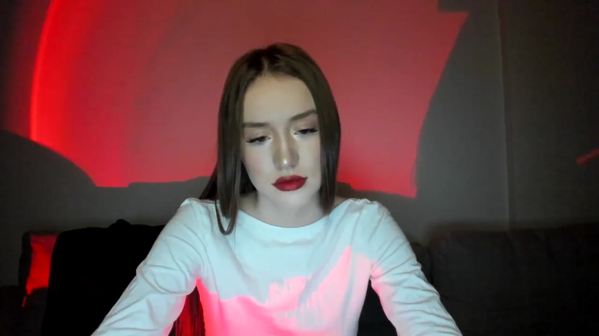 Gallery image thumbnail from IsabellRrose's myfreecams stream on, 12/25/2024, 17:16 image 9 of 20