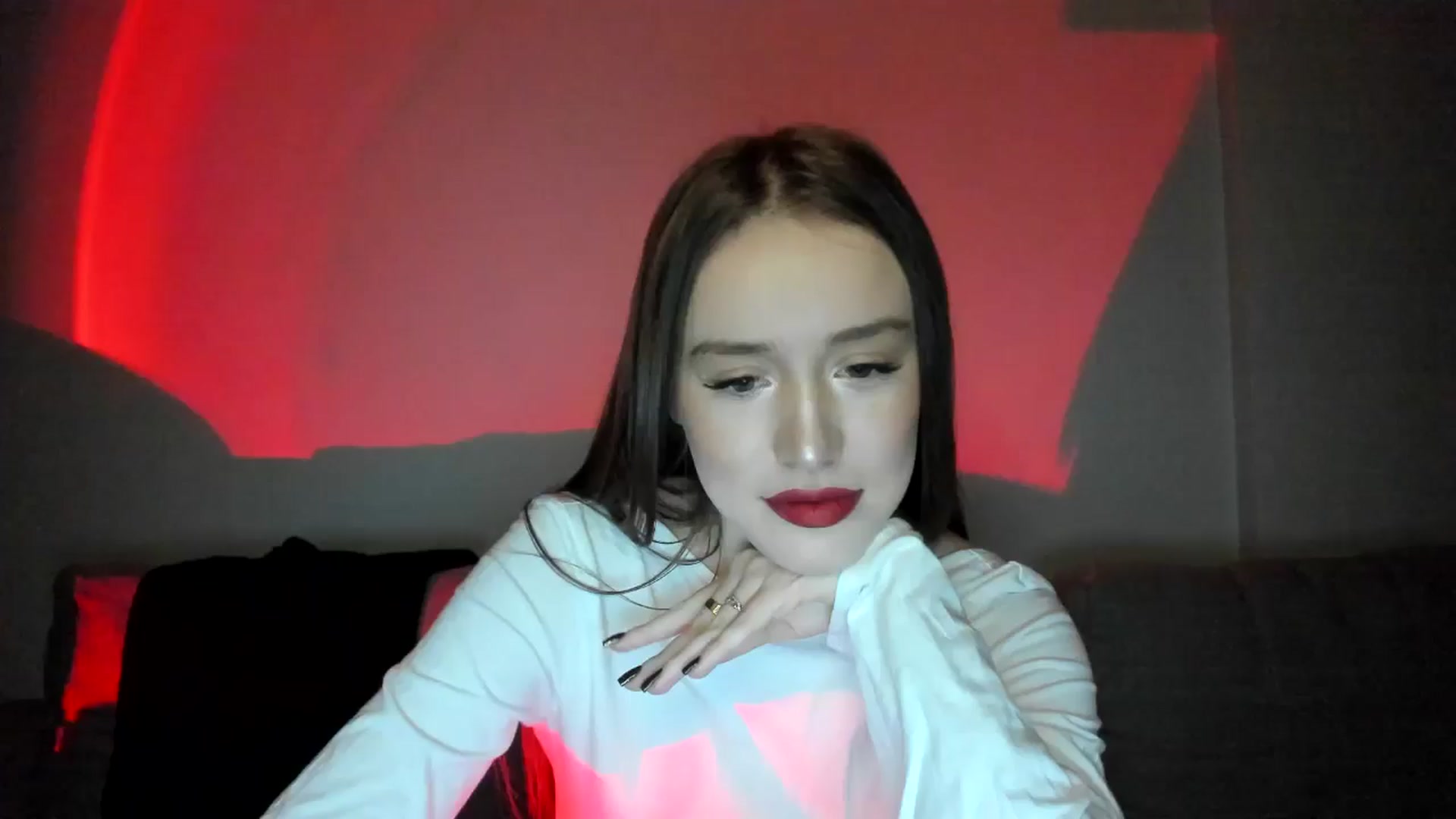 Gallery image thumbnail from IsabellRrose's myfreecams stream on, 12/25/2024, 18:39 image 1 of 20