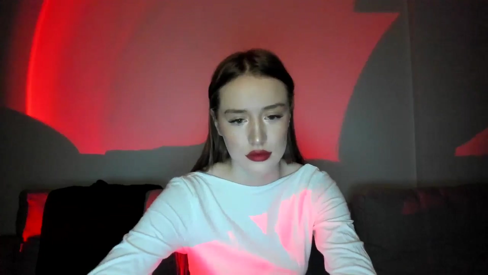 Gallery image thumbnail from IsabellRrose's myfreecams stream on, 12/25/2024, 19:16 image 20 of 20