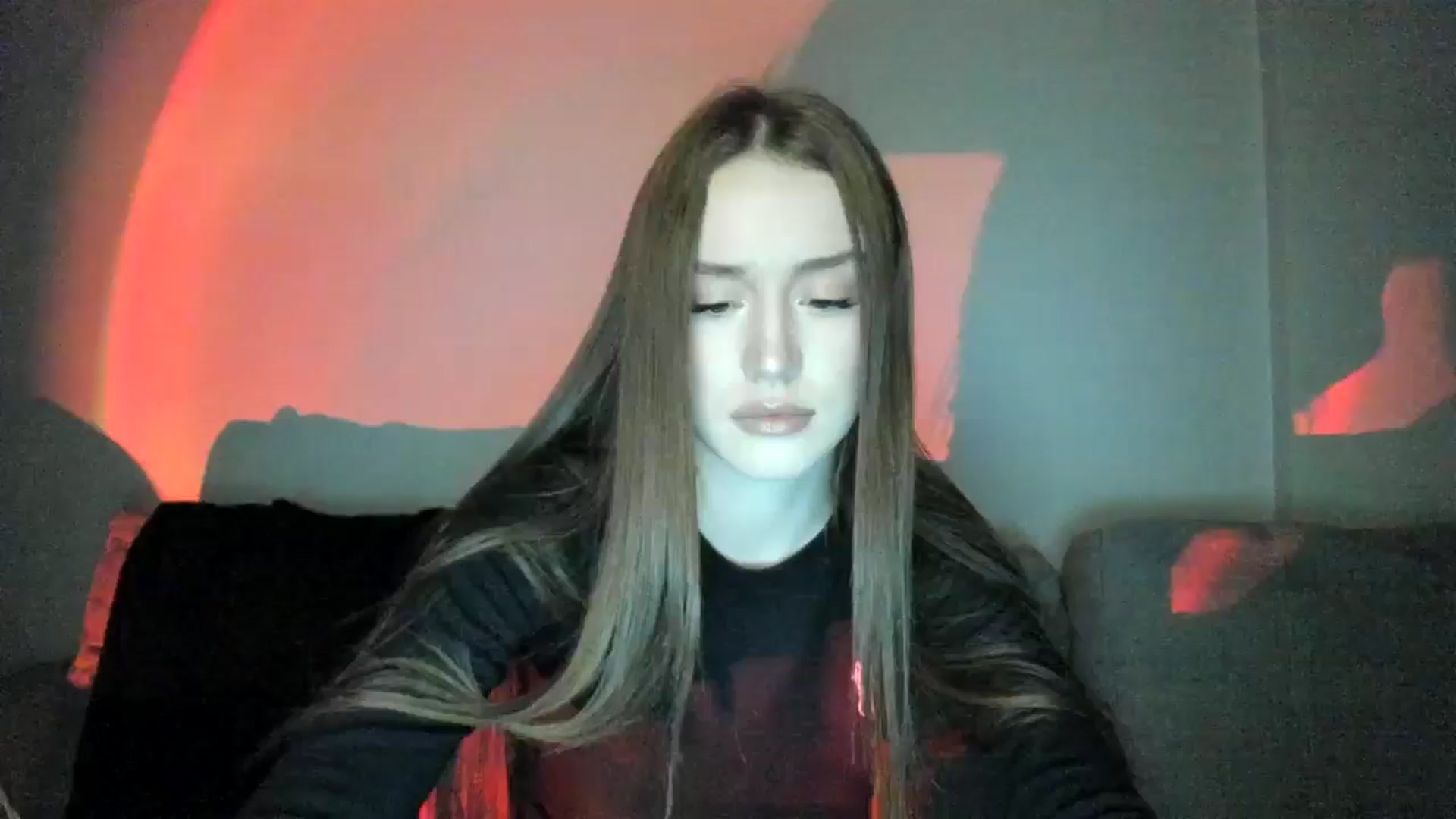 Gallery image thumbnail from IsabellRrose's myfreecams stream on, 12/26/2024, 18:56 image 1 of 20