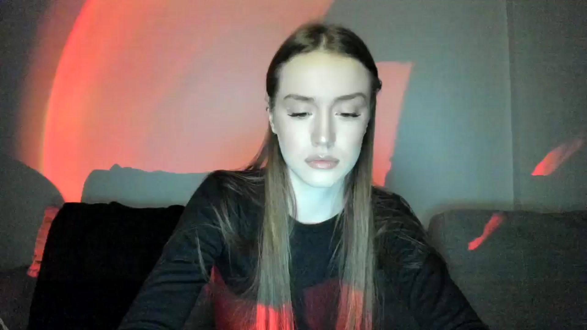 Gallery image thumbnail from IsabellRrose's myfreecams stream on, 12/26/2024, 18:56 image 6 of 20