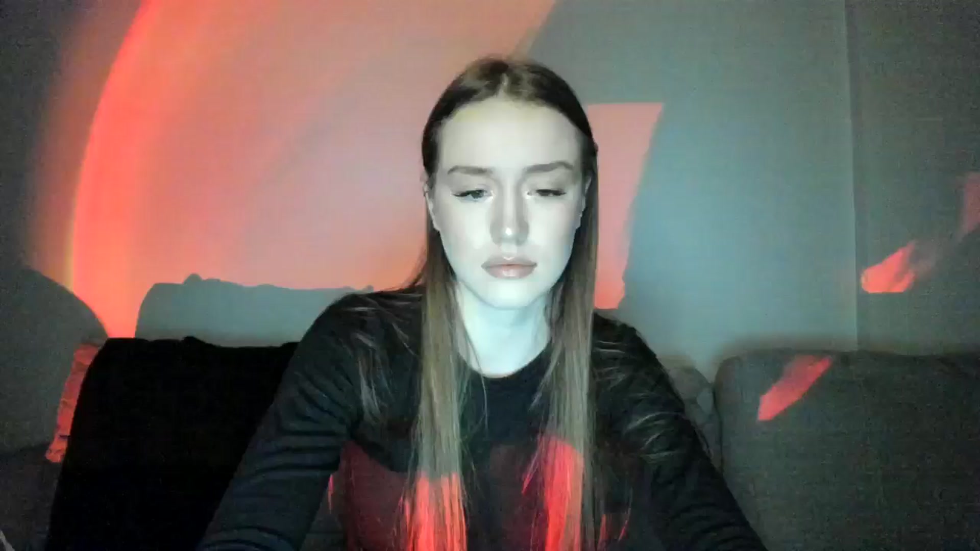 Gallery image thumbnail from IsabellRrose's myfreecams stream on, 12/26/2024, 18:56 image 13 of 20