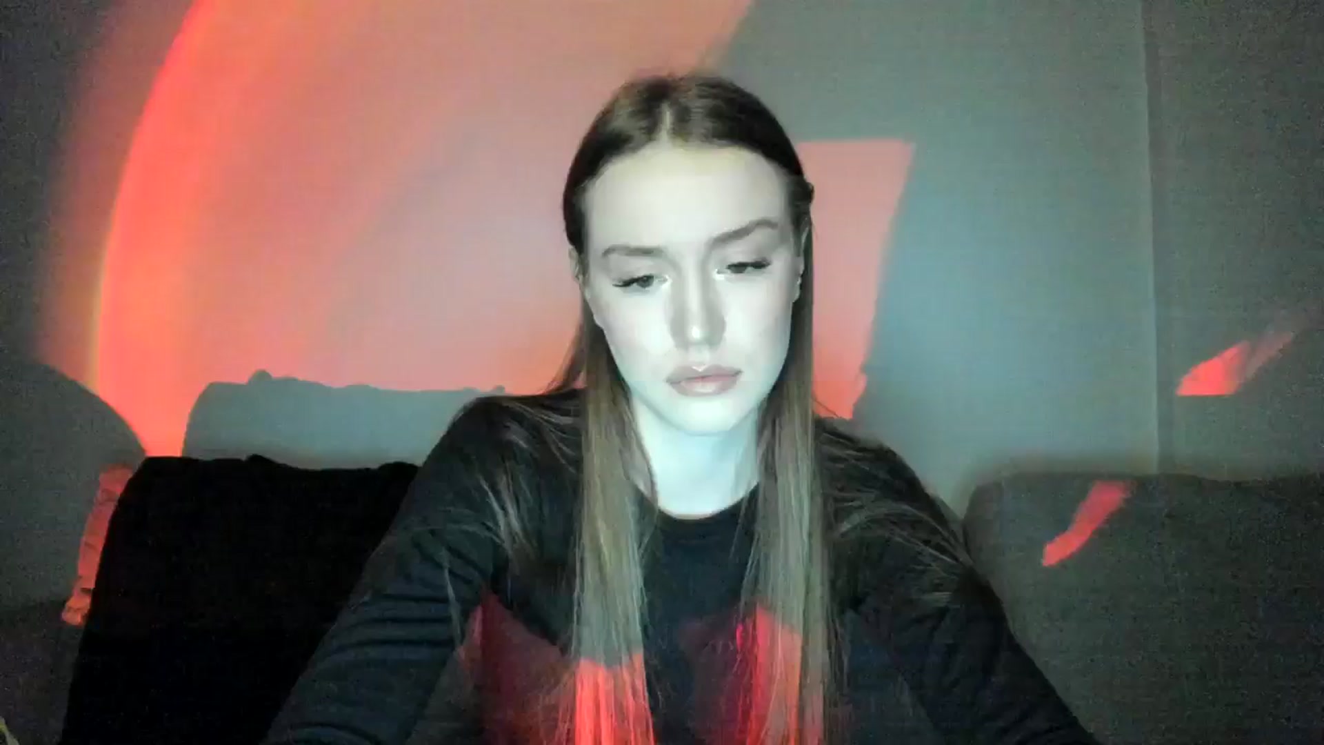 Gallery image thumbnail from IsabellRrose's myfreecams stream on, 12/26/2024, 18:56 image 8 of 20