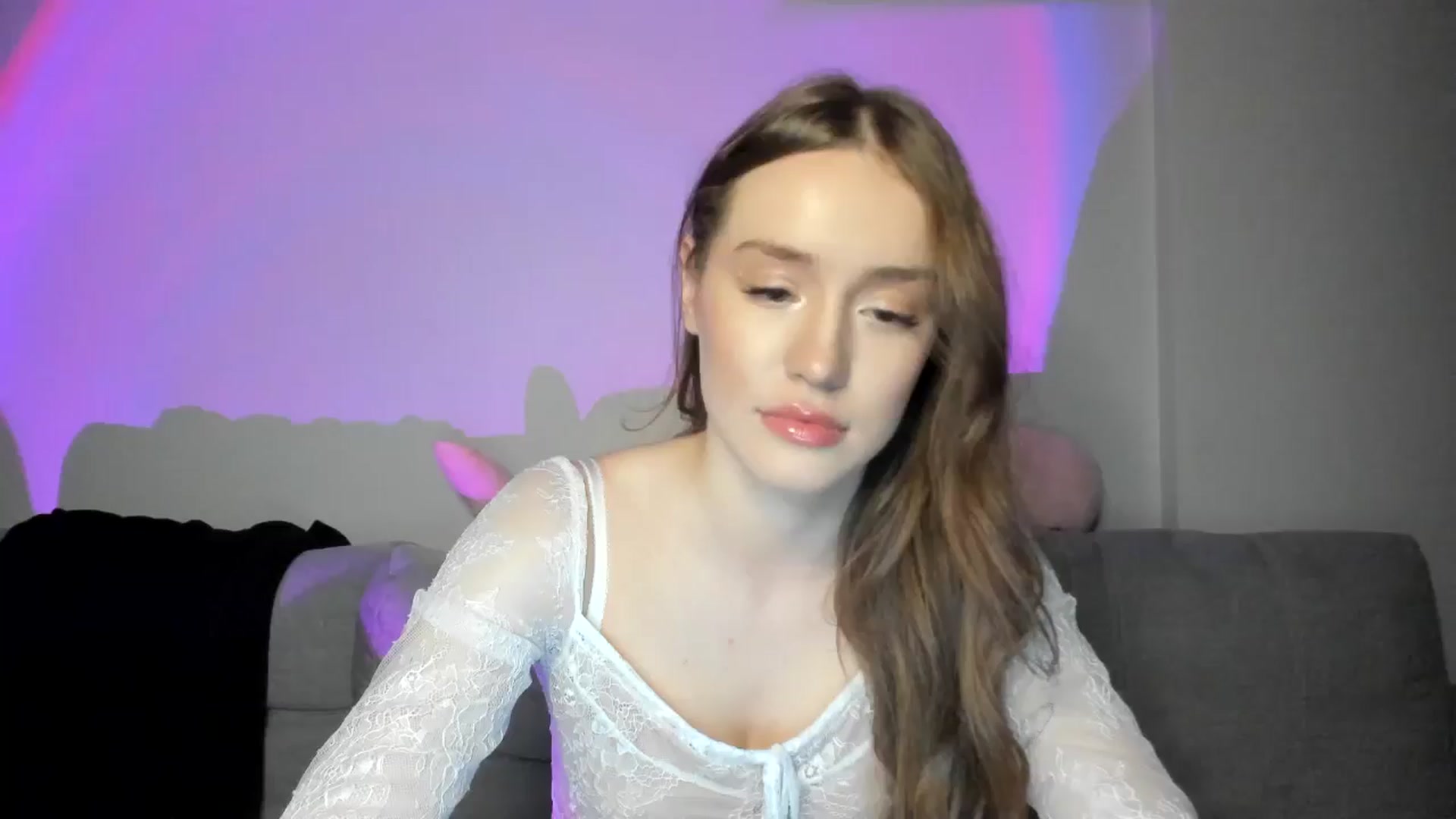 Gallery image thumbnail from IsabellRrose's myfreecams stream on, 12/29/2024, 17:36 image 2 of 20