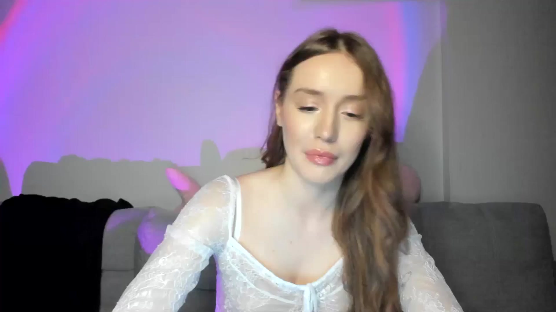 Gallery image thumbnail from IsabellRrose's myfreecams stream on, 12/29/2024, 17:36 image 3 of 20