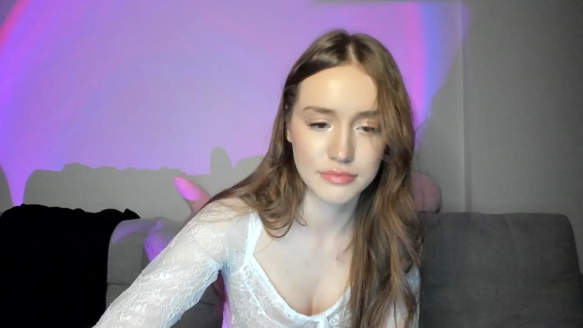 Gallery image thumbnail from IsabellRrose's myfreecams stream on, 12/29/2024, 18:04 image 4 of 20