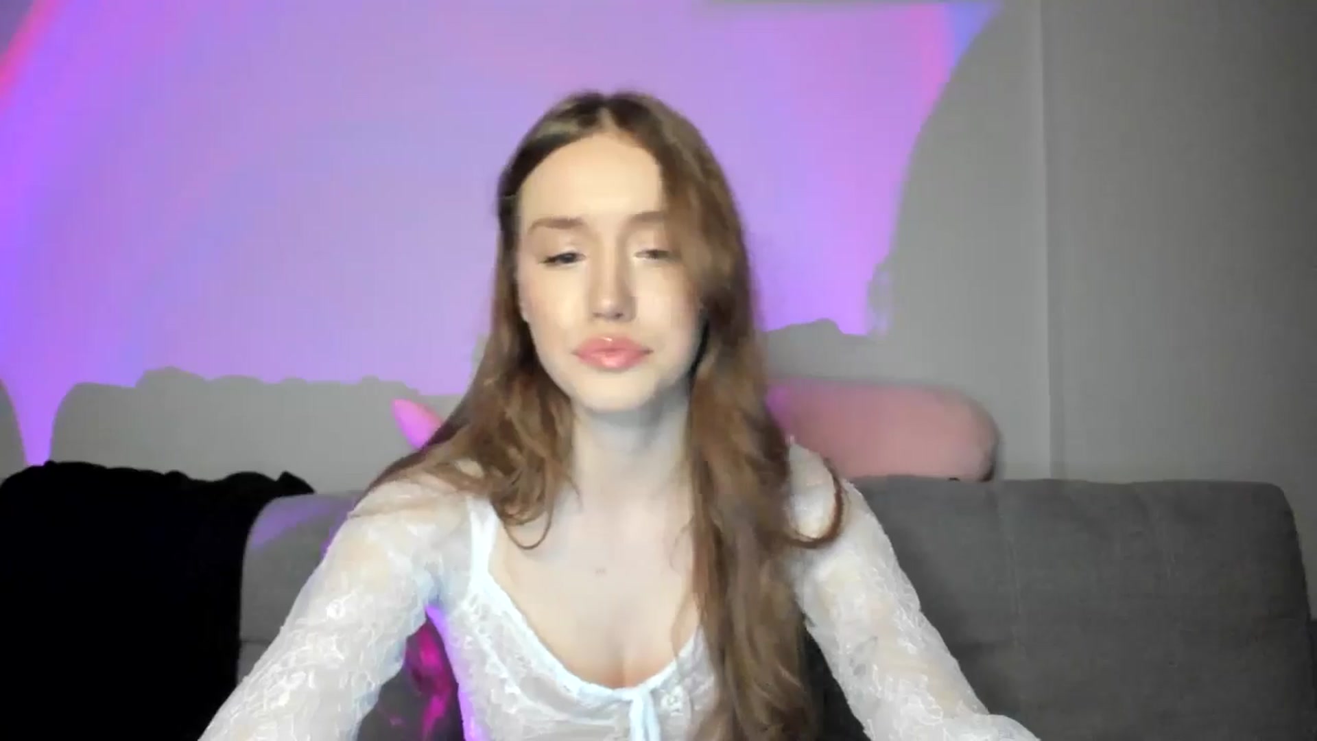 Gallery image thumbnail from IsabellRrose's myfreecams stream on, 12/29/2024, 18:04 image 11 of 20