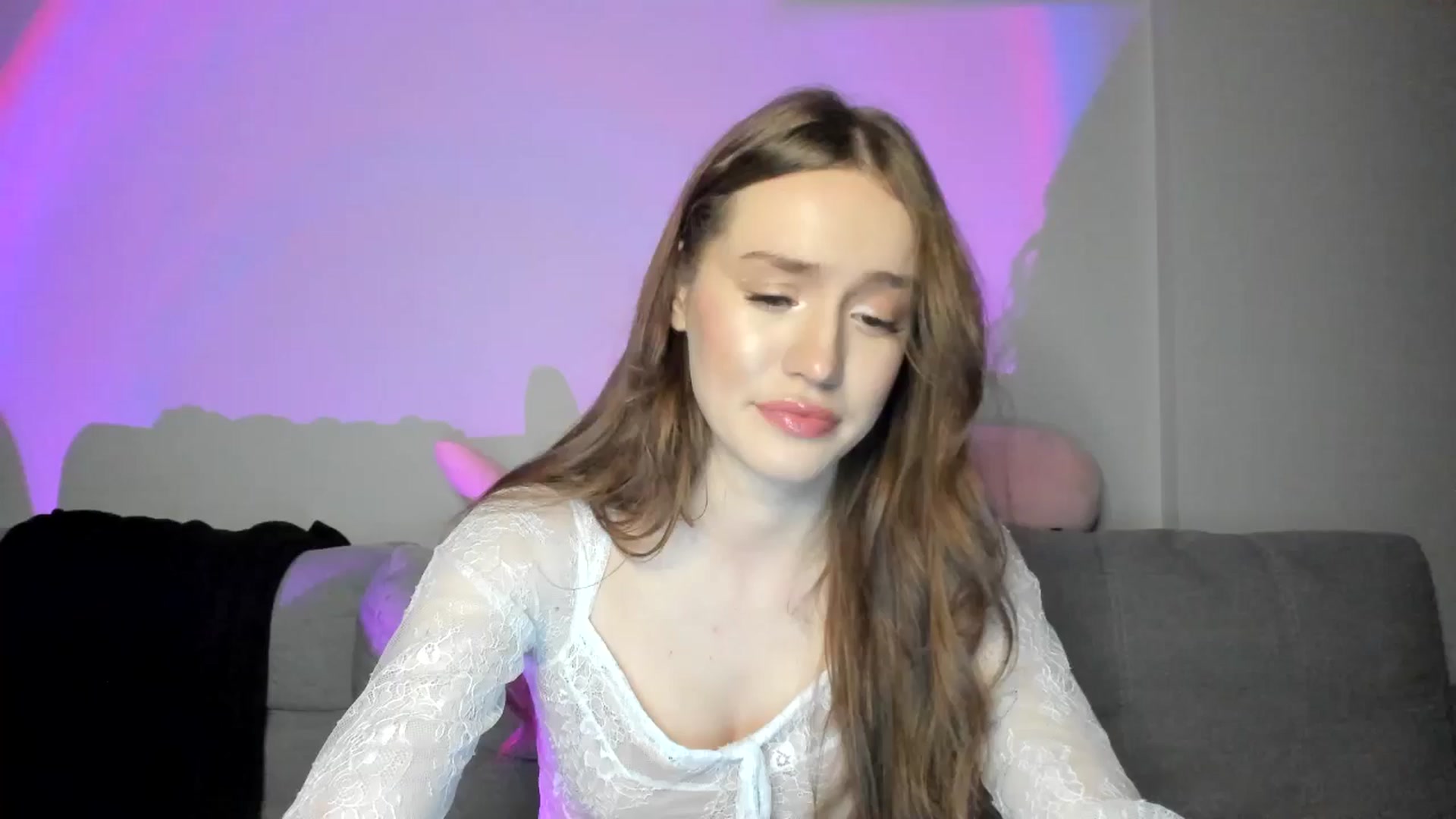 Gallery image thumbnail from IsabellRrose's myfreecams stream on, 12/29/2024, 18:04 image 1 of 20