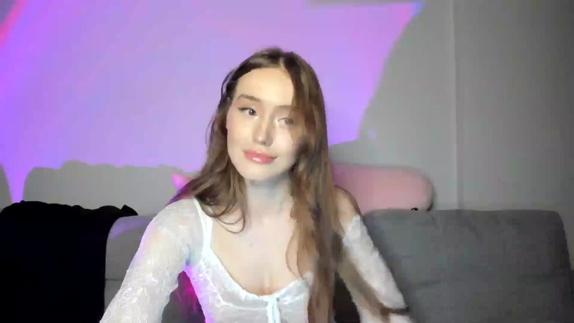 Gallery image thumbnail from IsabellRrose's myfreecams stream on, 12/29/2024, 18:36 image 17 of 20