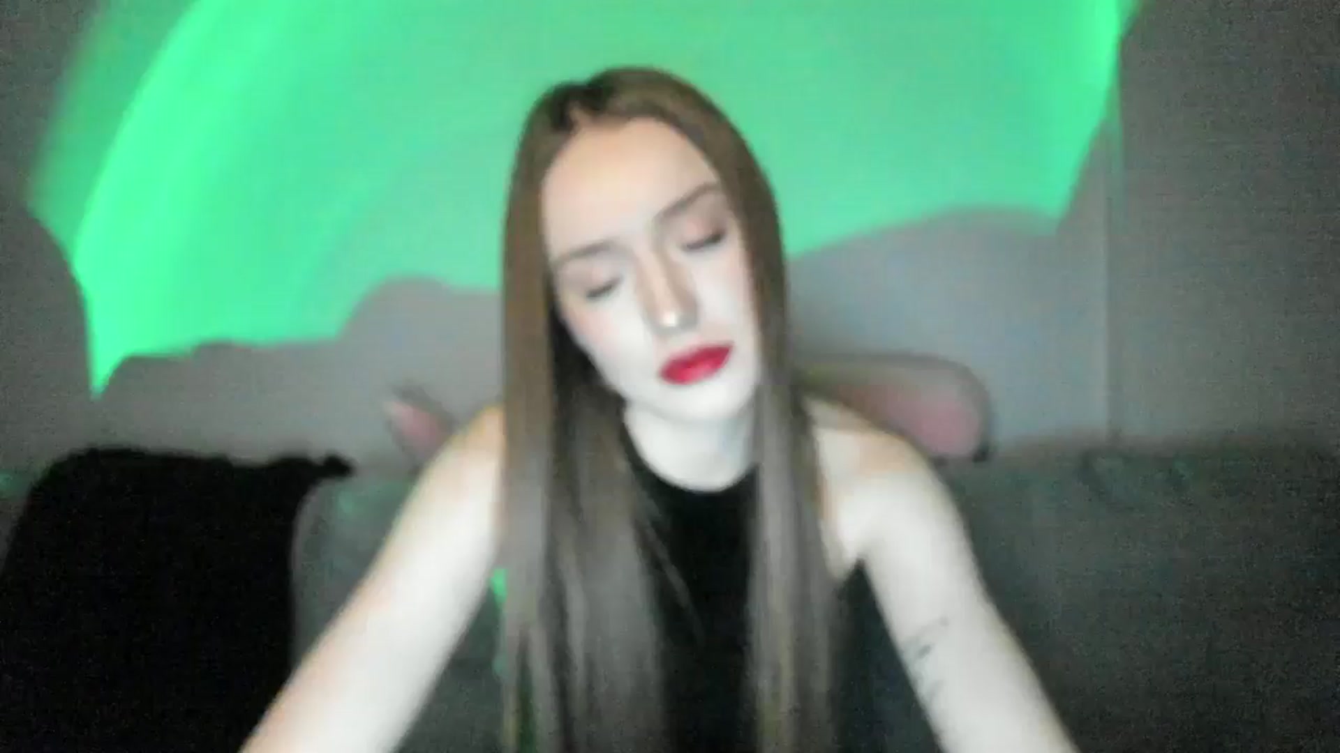 Gallery image thumbnail from IsabellRrose's myfreecams stream on, 12/30/2024, 17:06 image 20 of 20