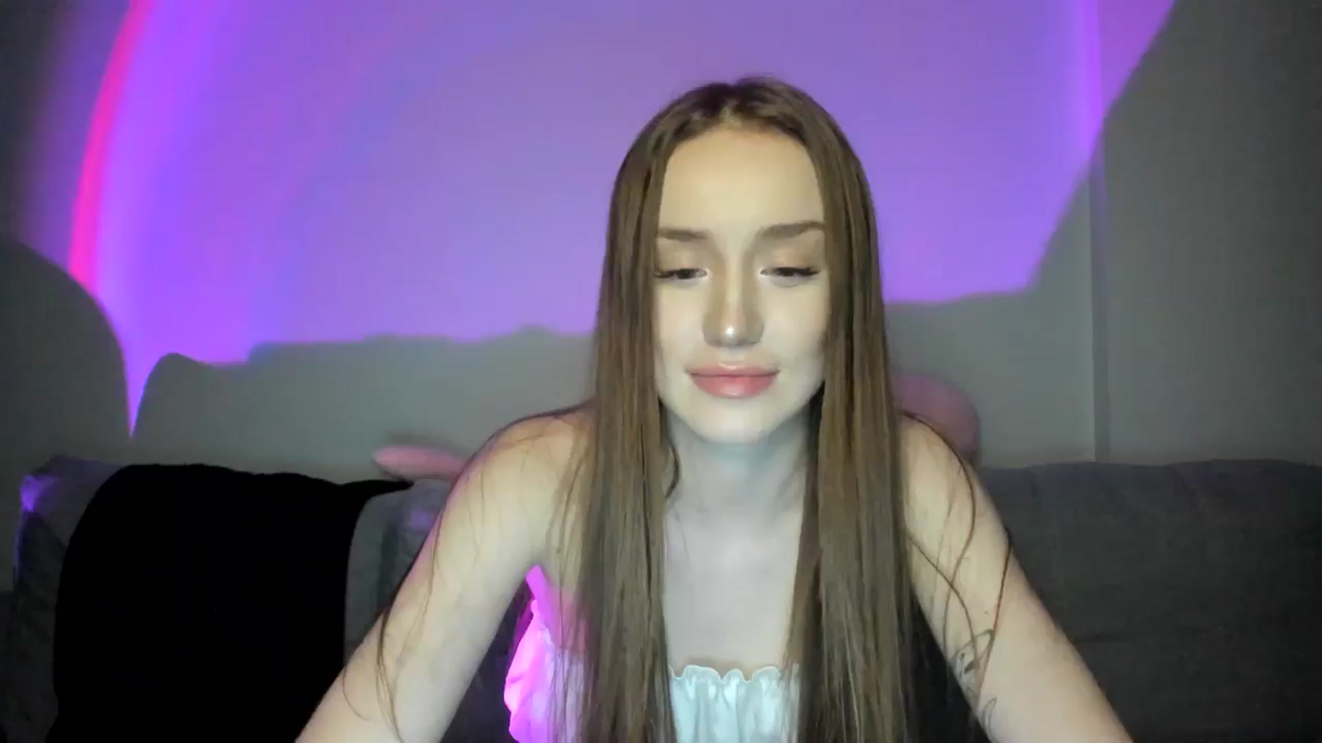 Gallery image thumbnail from IsabellRrose's myfreecams stream on, 01/03/2025, 18:03 image 8 of 20