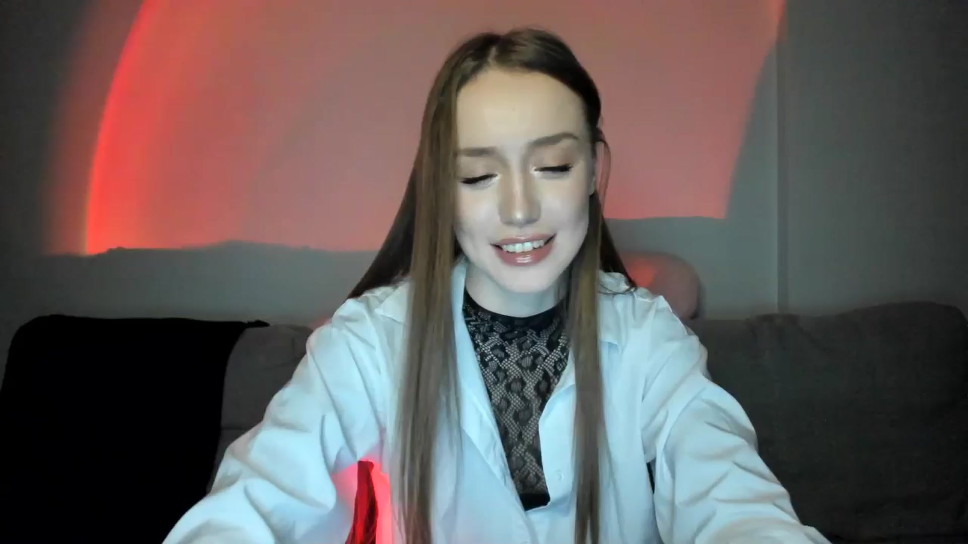 Gallery image thumbnail from IsabellRrose's myfreecams stream on, 01/05/2025, 17:43 image 12 of 20