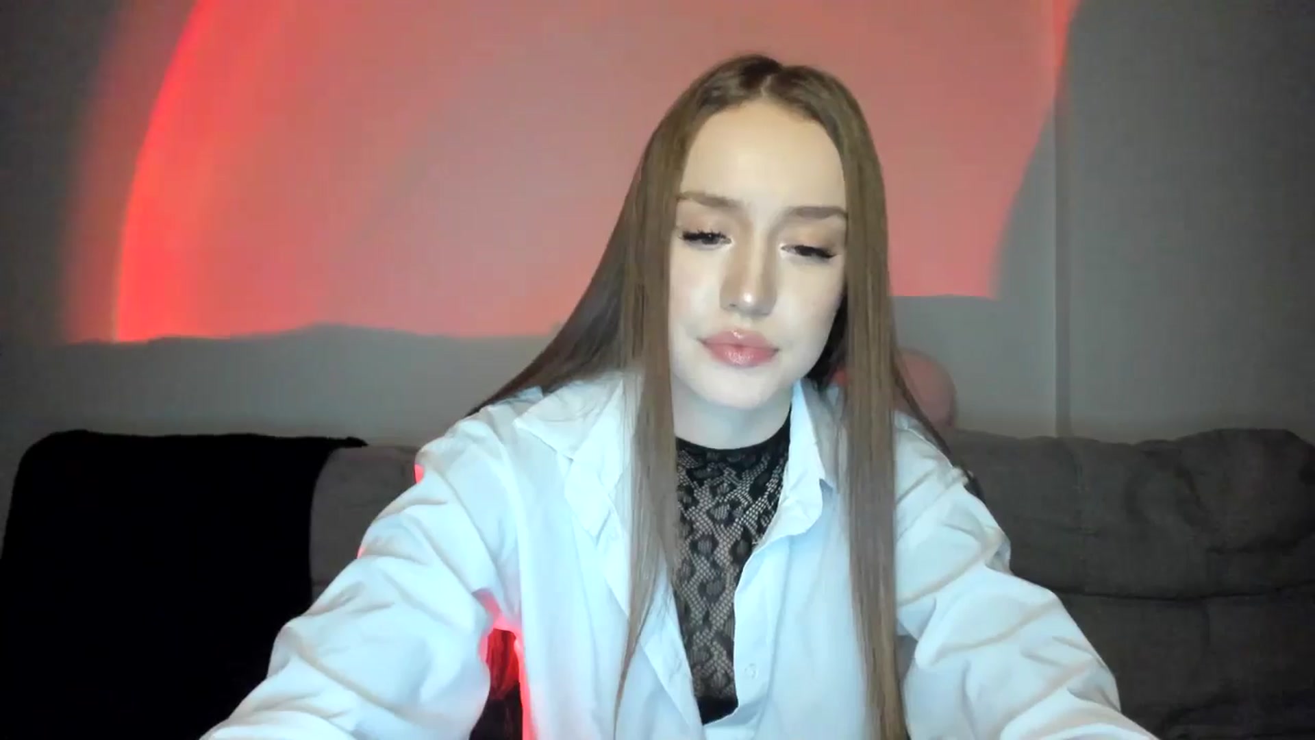 Gallery image thumbnail from IsabellRrose's myfreecams stream on, 01/05/2025, 19:07 image 16 of 20