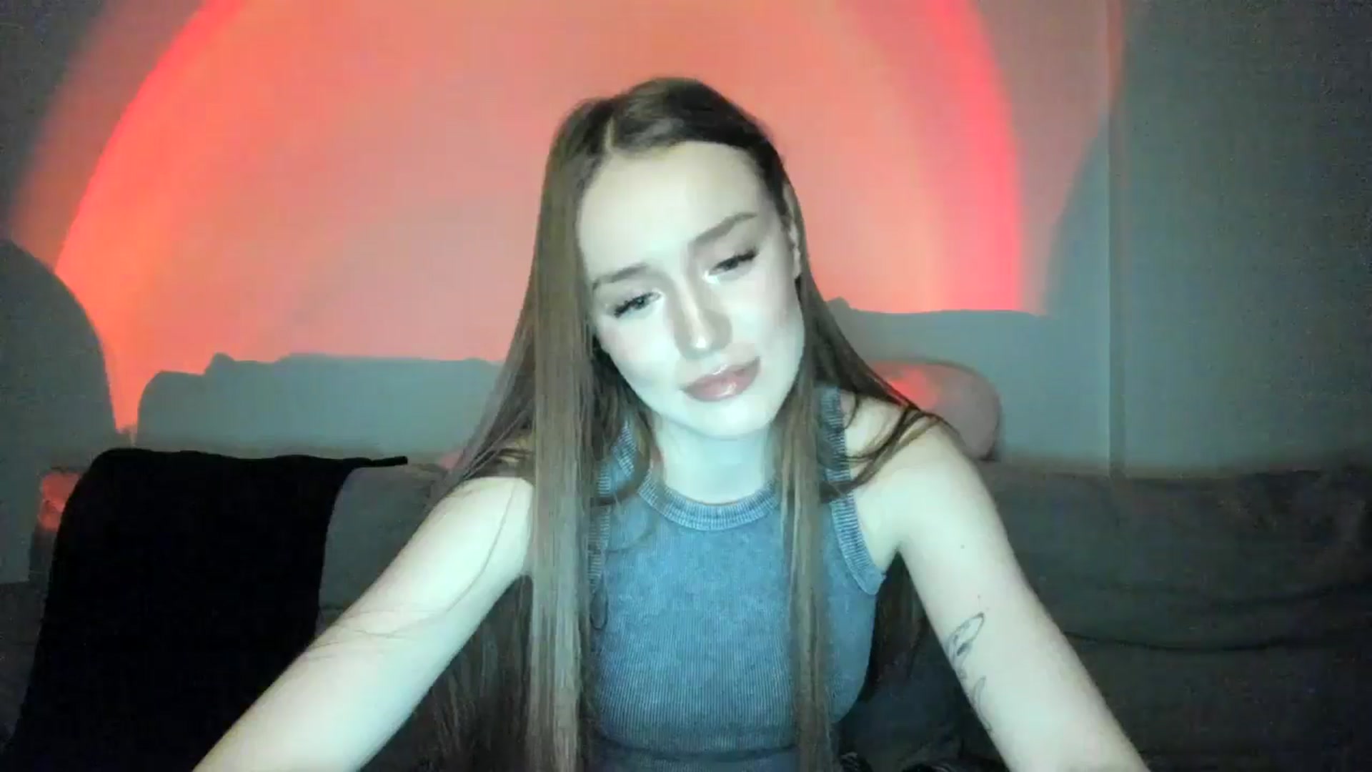 Gallery image thumbnail from IsabellRrose's myfreecams stream on, 01/06/2025, 17:04 image 14 of 20