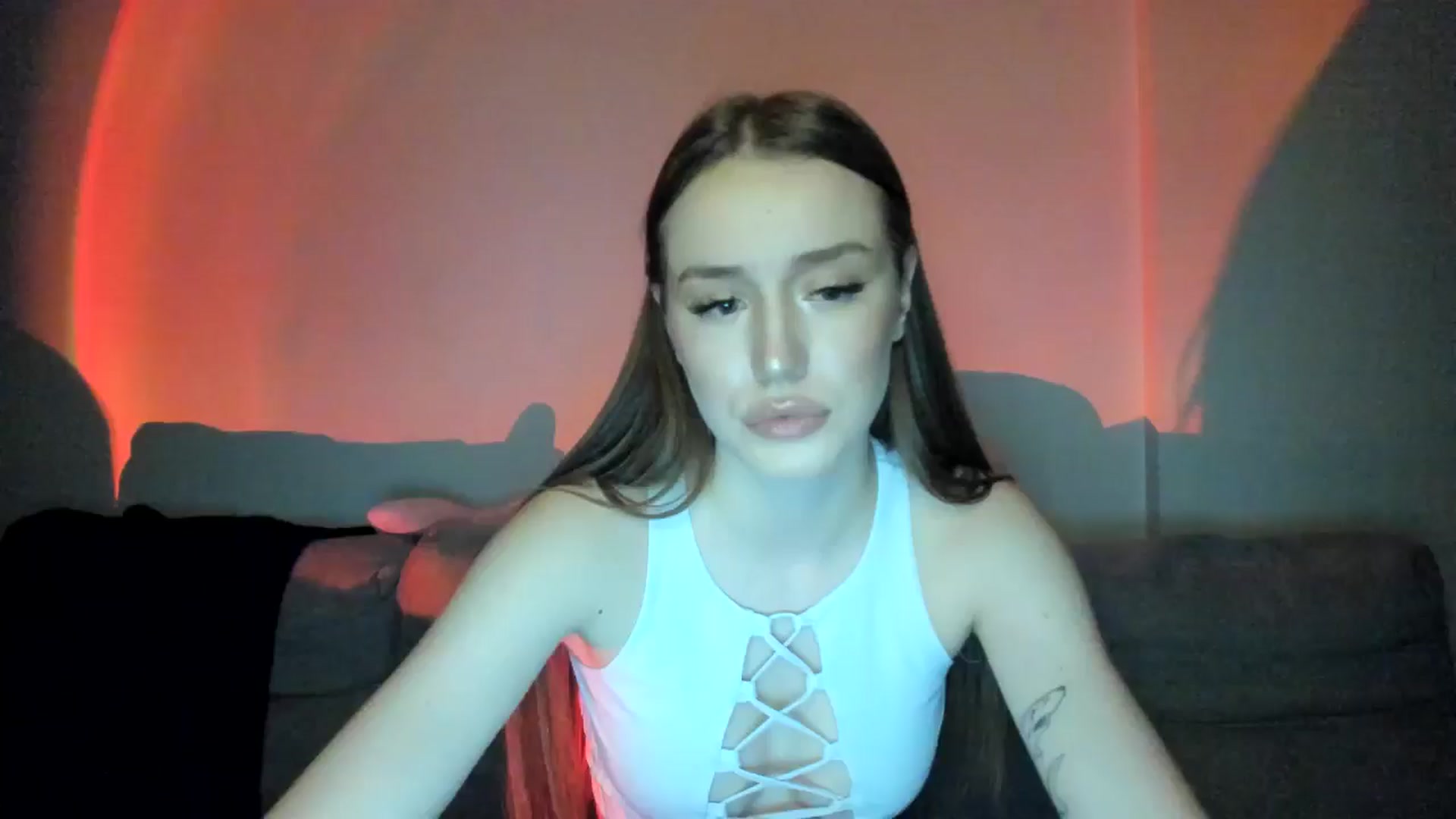 Gallery image thumbnail from IsabellRrose's myfreecams stream on, 01/08/2025, 18:08 image 10 of 20