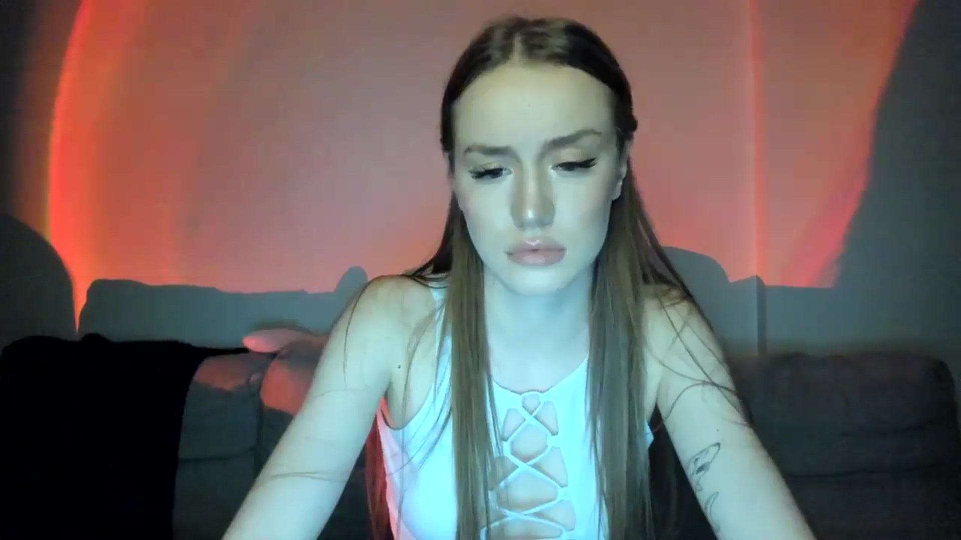 Gallery image thumbnail from IsabellRrose's myfreecams stream on, 01/08/2025, 18:32 image 12 of 20