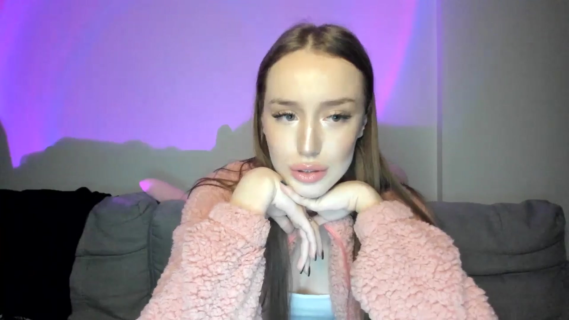 Gallery image thumbnail from IsabellRrose's myfreecams stream on, 01/09/2025, 18:33 image 20 of 20