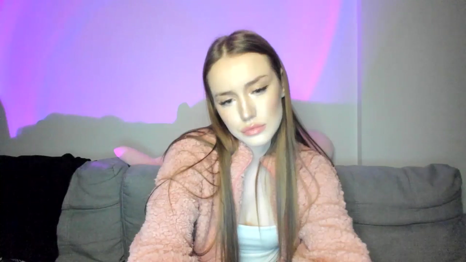 Gallery image thumbnail from IsabellRrose's myfreecams stream on, 01/09/2025, 18:33 image 15 of 20