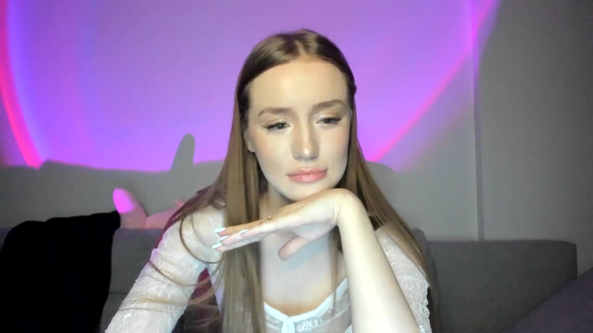 Gallery image thumbnail from IsabellRrose's myfreecams stream on, 01/12/2025, 16:59 image 14 of 20
