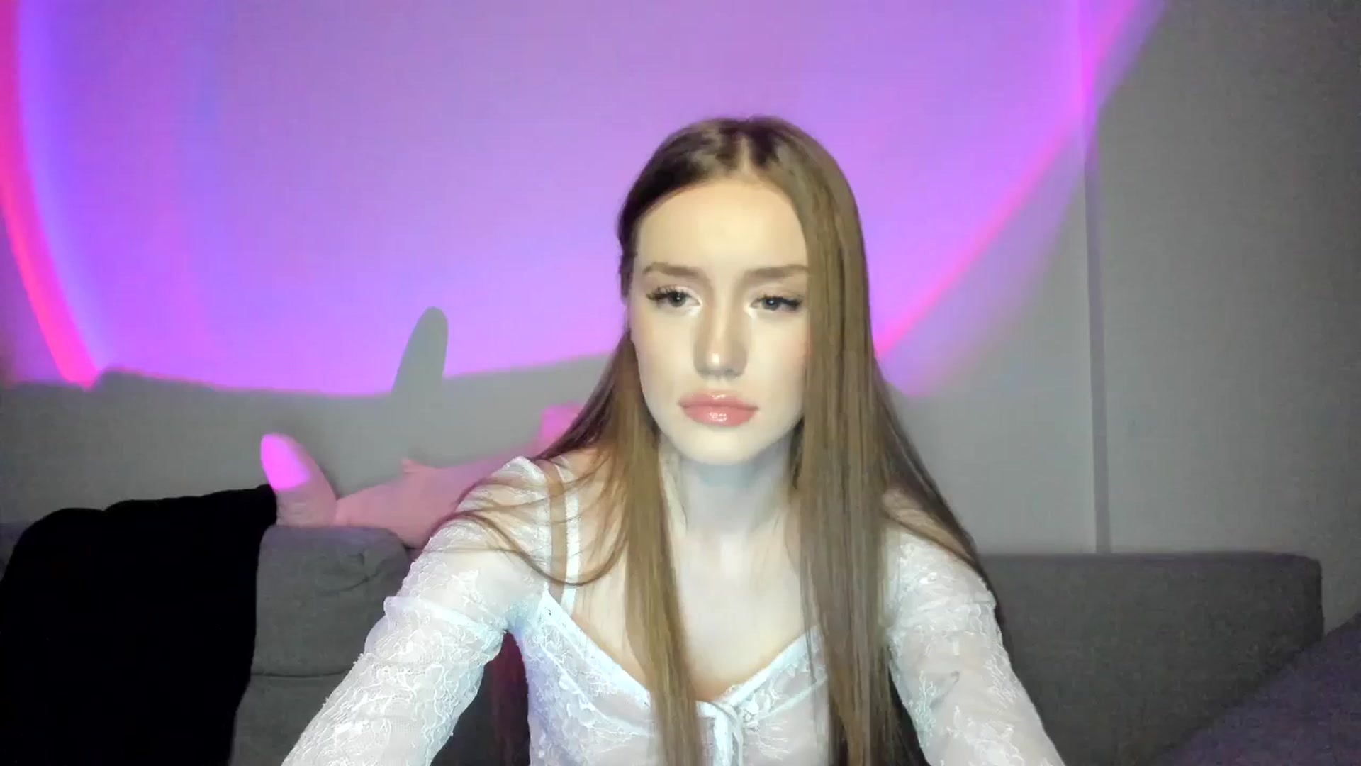 Gallery image thumbnail from IsabellRrose's myfreecams stream on, 01/12/2025, 17:30 image 14 of 20