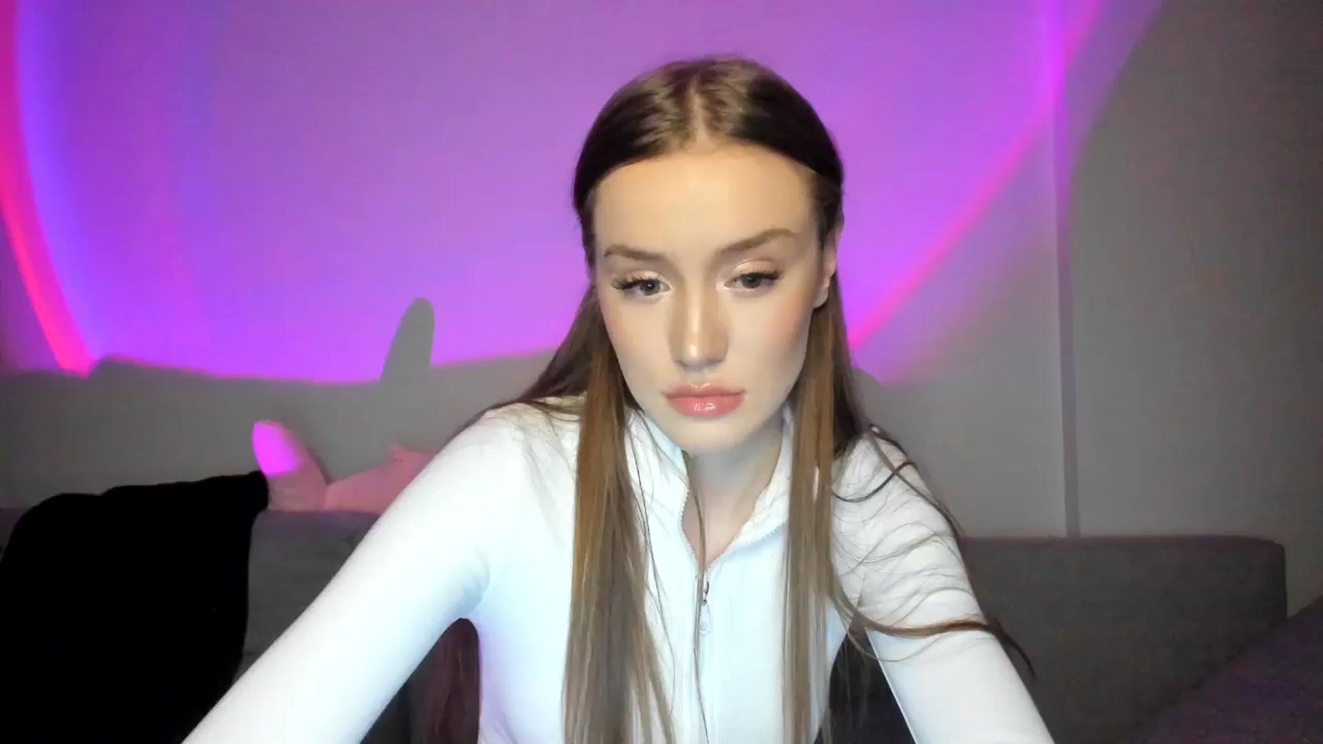 Gallery image thumbnail from IsabellRrose's myfreecams stream on, 01/12/2025, 17:53 image 12 of 20