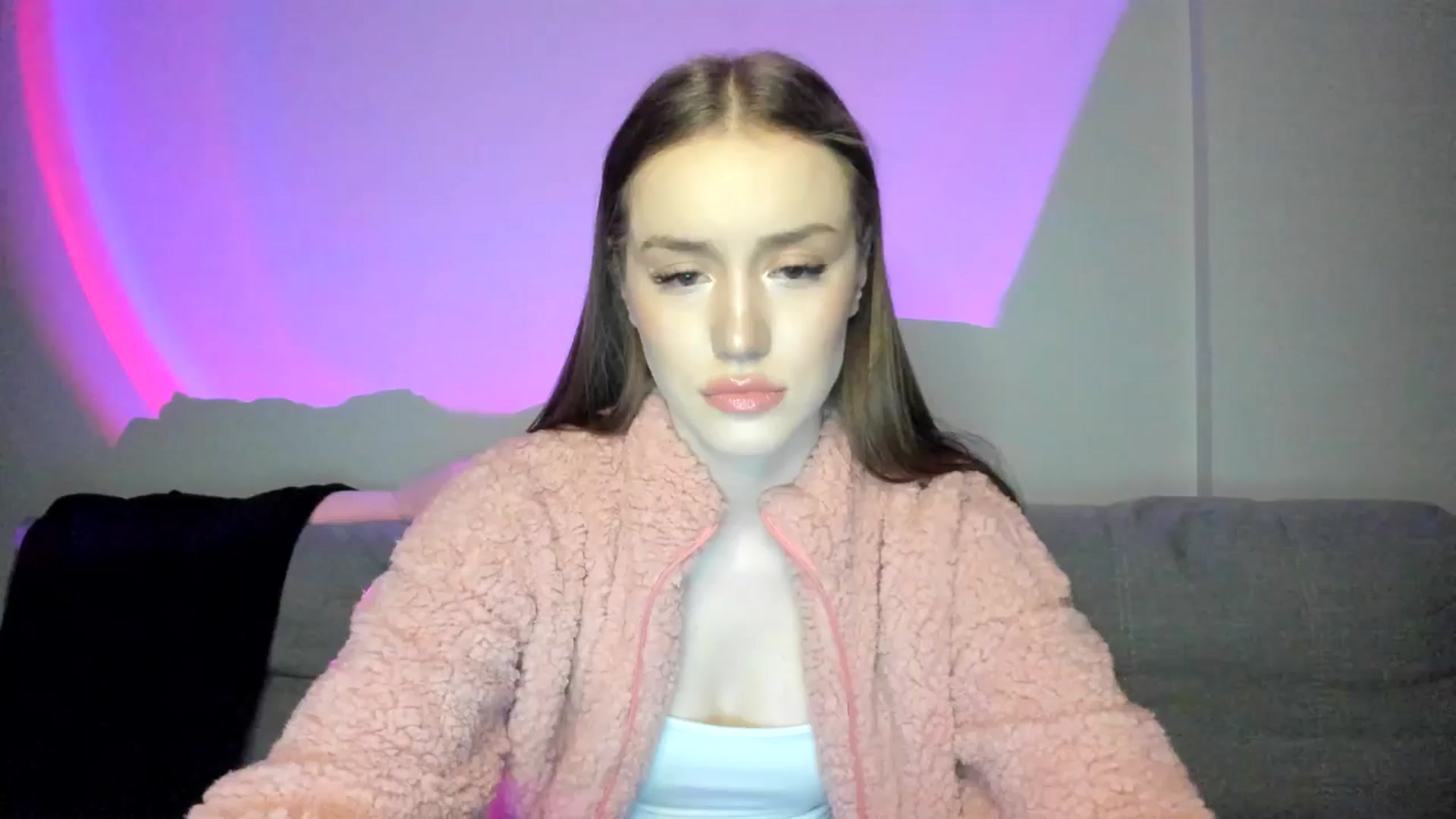 Gallery image thumbnail from IsabellRrose's myfreecams stream on, 01/13/2025, 18:12 image 3 of 20