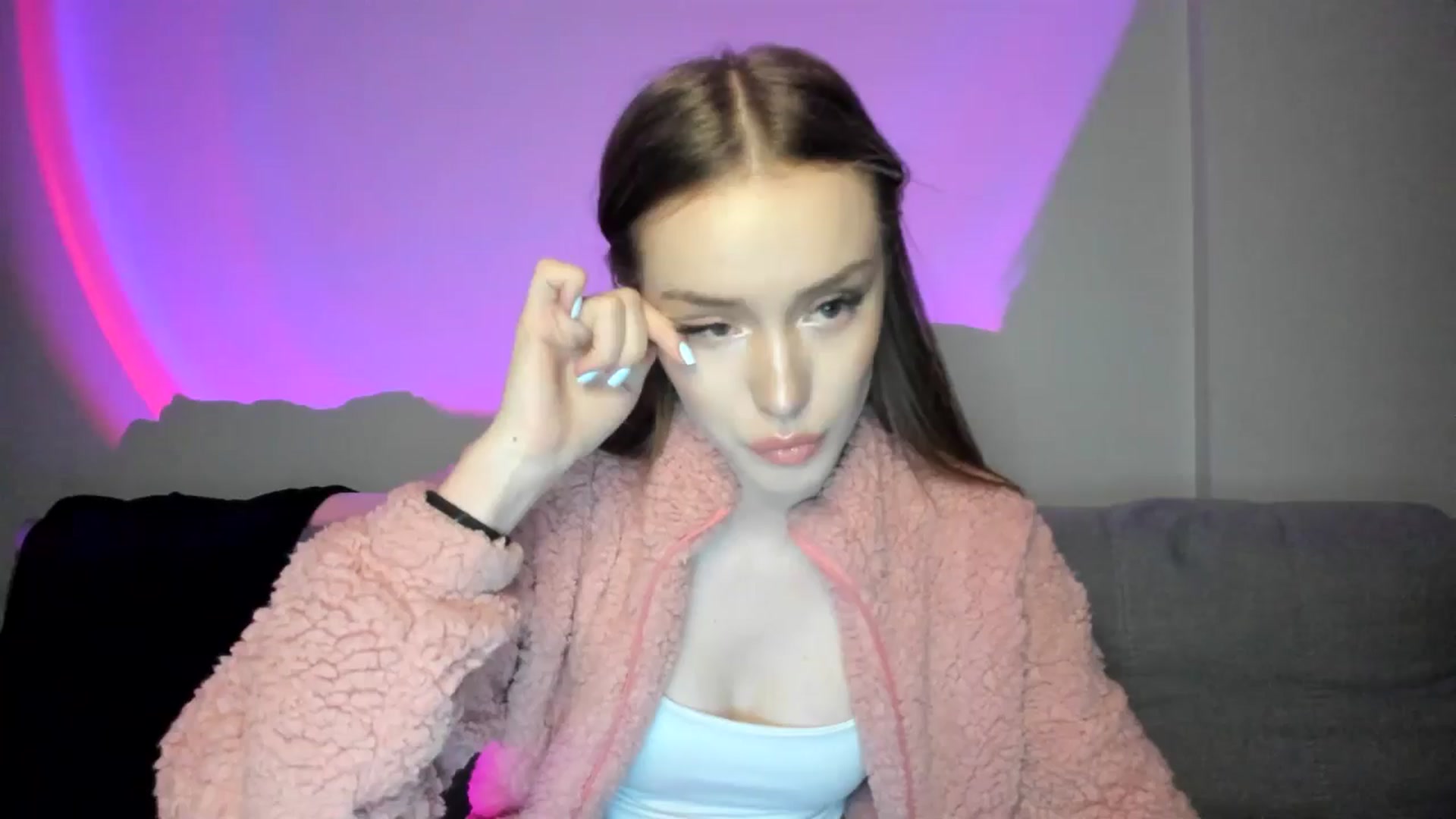 Gallery image thumbnail from IsabellRrose's myfreecams stream on, 01/13/2025, 18:12 image 1 of 20