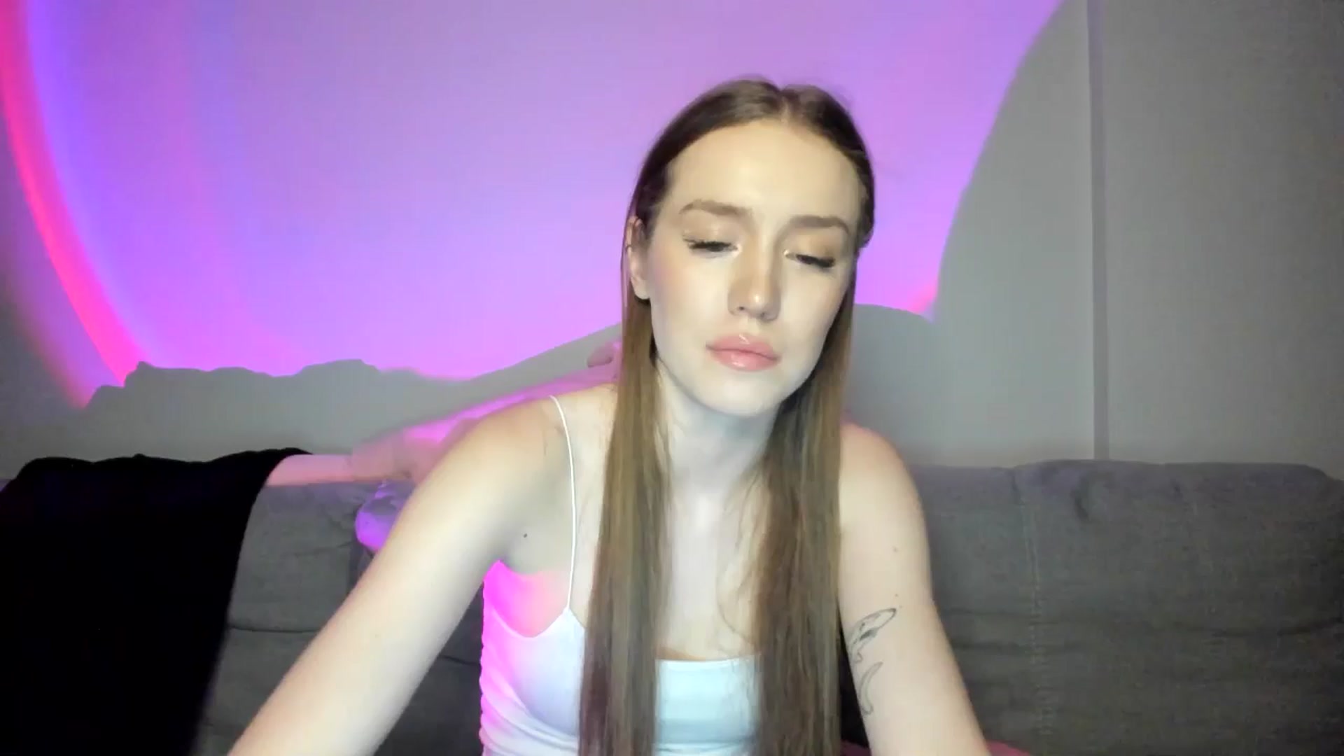 Gallery image thumbnail from IsabellRrose's myfreecams stream on, 01/13/2025, 18:24 image 1 of 20