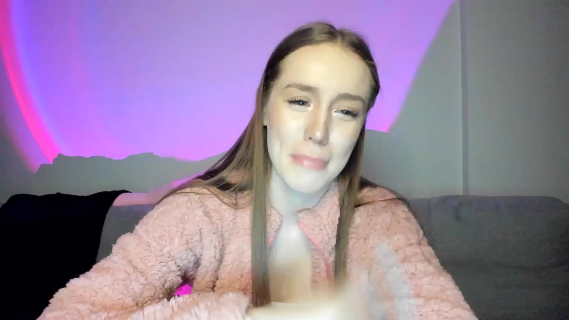 Gallery image thumbnail from IsabellRrose's myfreecams stream on, 01/13/2025, 18:24 image 16 of 20