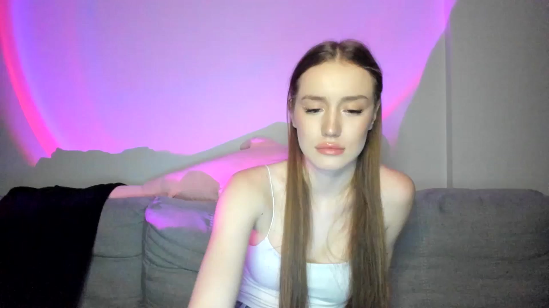 Gallery image thumbnail from IsabellRrose's myfreecams stream on, 01/13/2025, 18:24 image 7 of 20