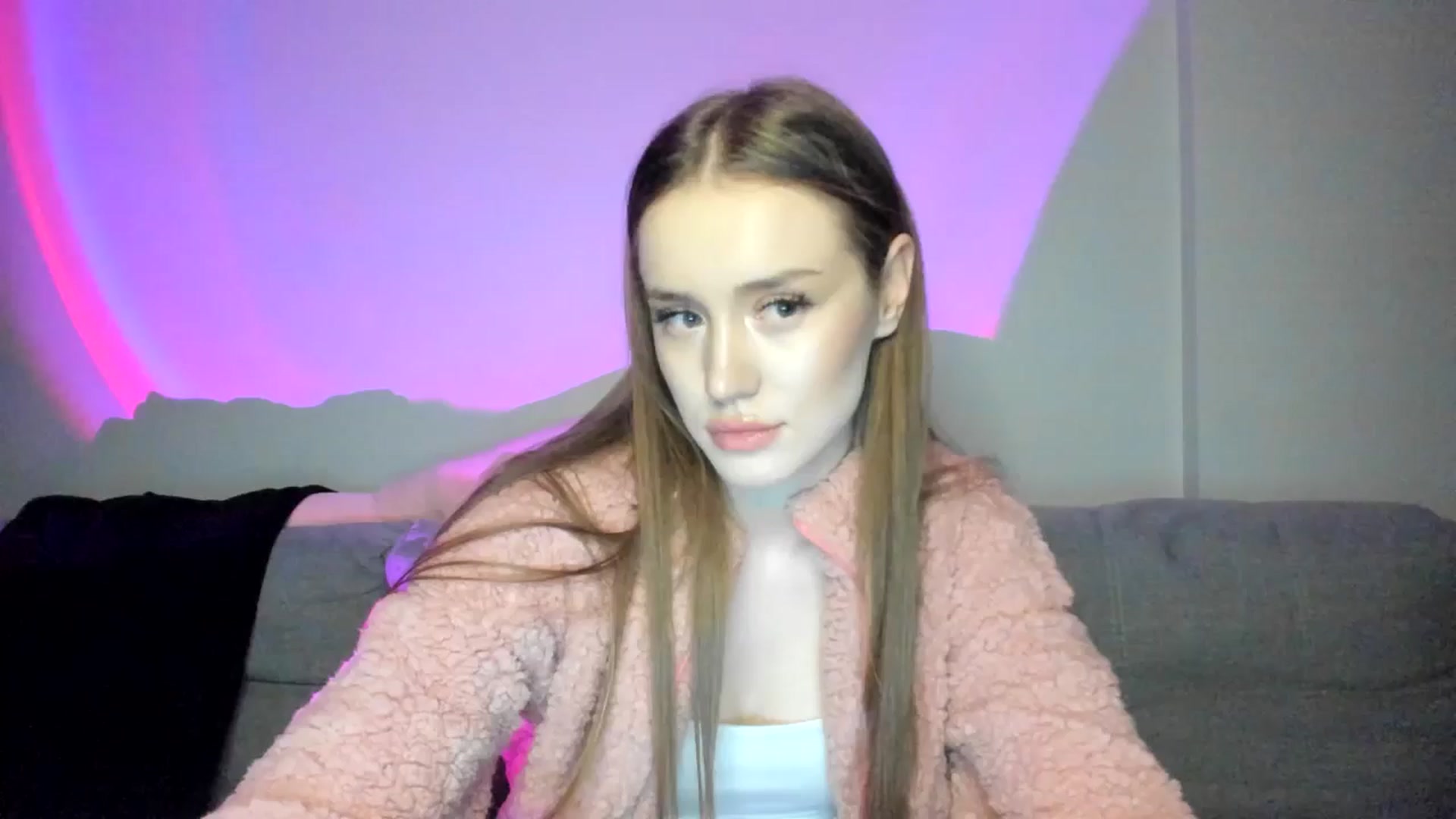 Gallery image thumbnail from IsabellRrose's myfreecams stream on, 01/13/2025, 18:47 image 19 of 20
