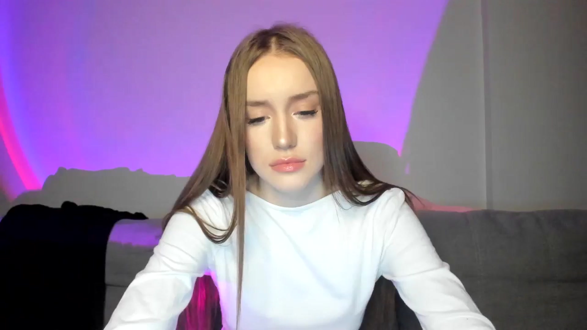 Gallery image thumbnail from IsabellRrose's myfreecams stream on, 01/17/2025, 17:29 image 14 of 20