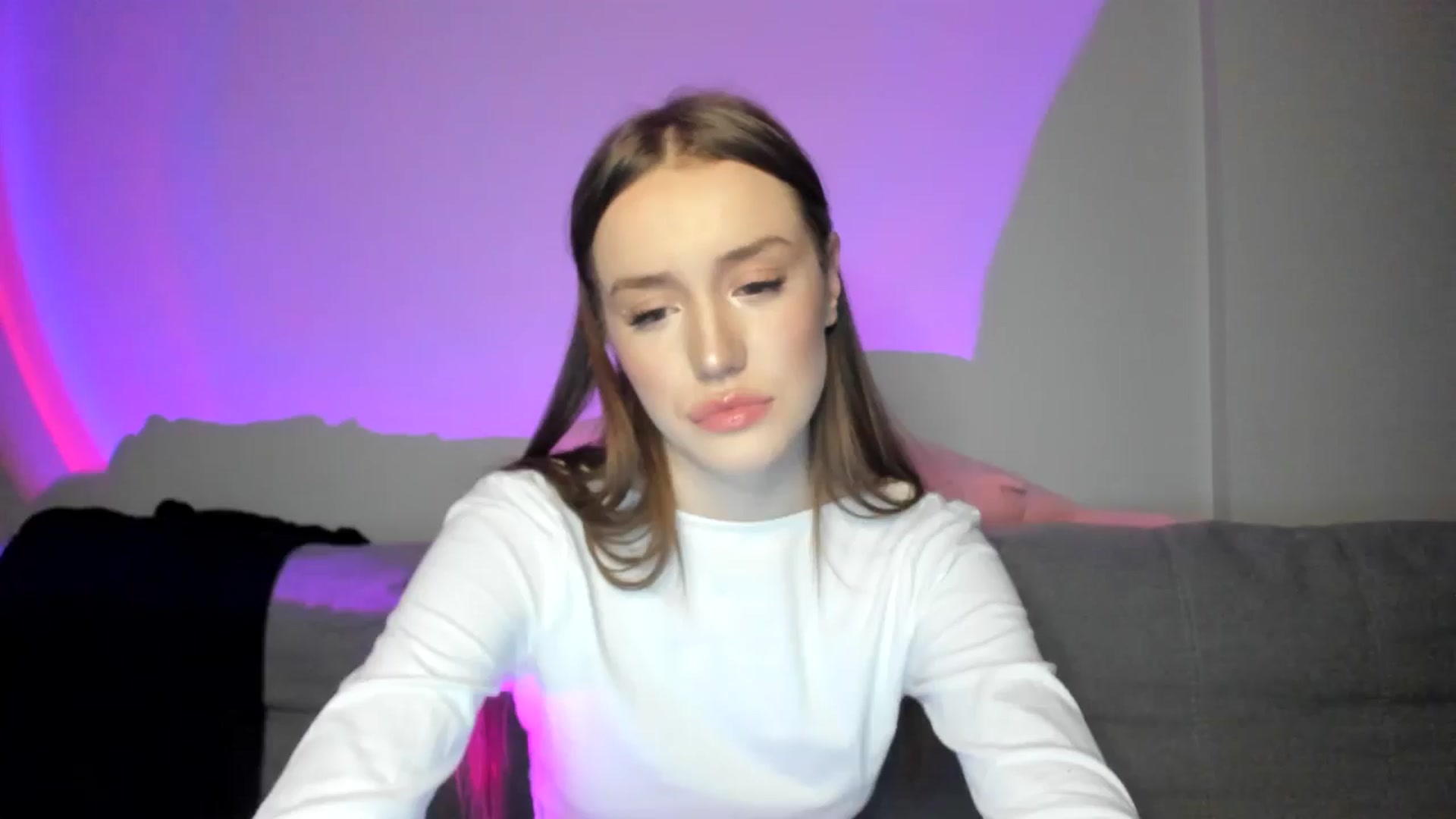 Gallery image thumbnail from IsabellRrose's myfreecams stream on, 01/17/2025, 17:29 image 4 of 20
