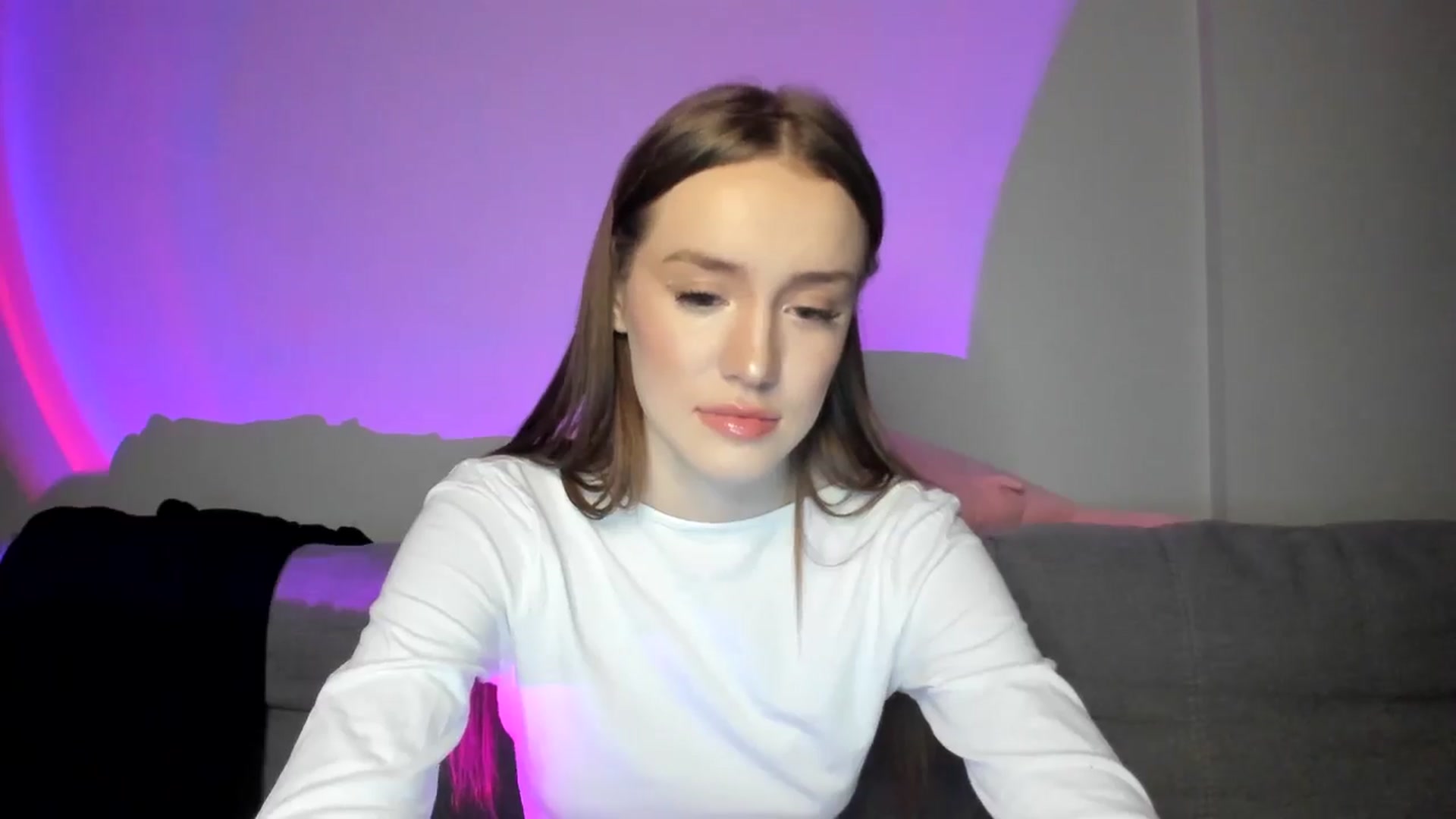 Gallery image thumbnail from IsabellRrose's myfreecams stream on, 01/17/2025, 17:29 image 2 of 20