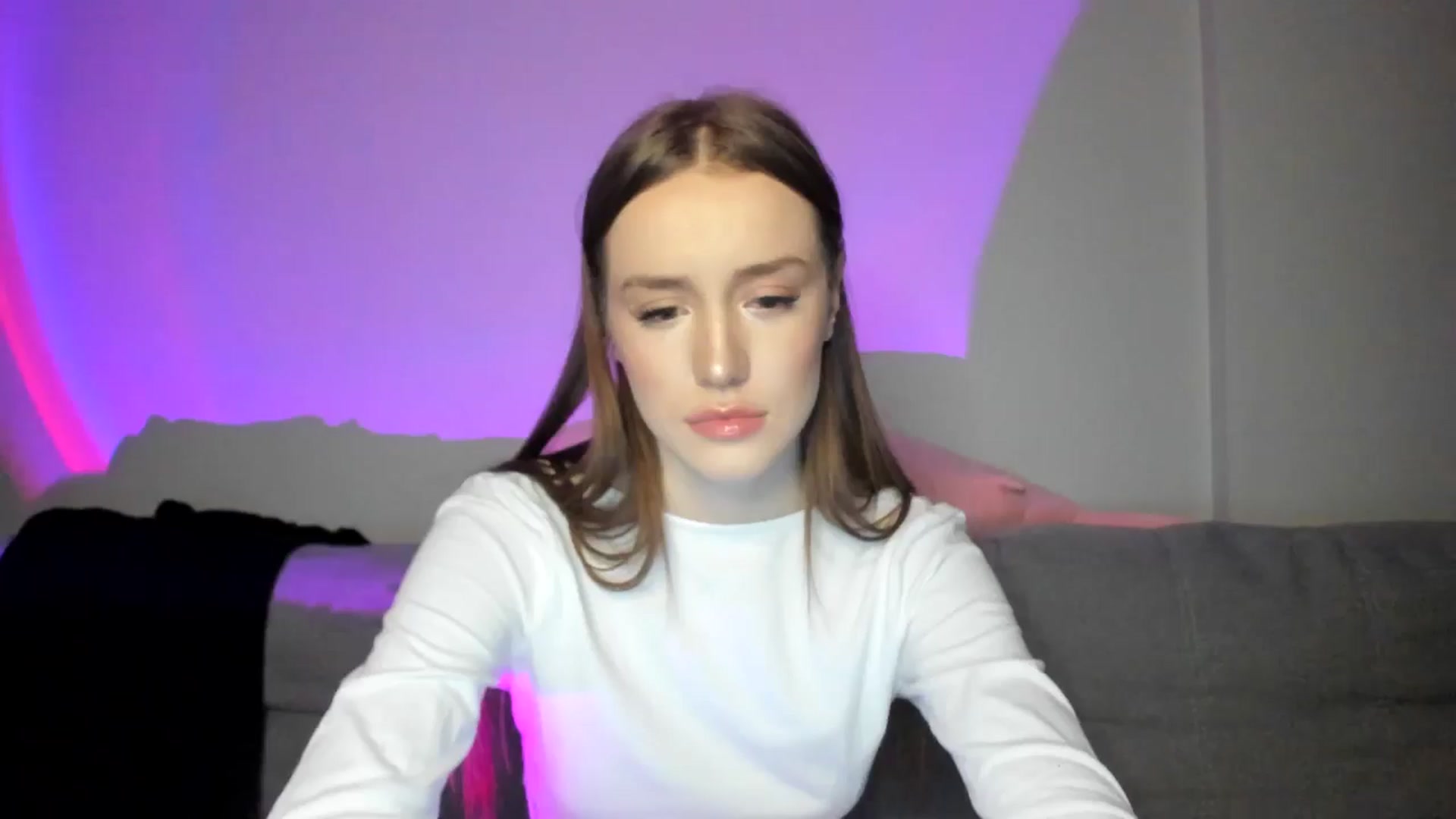 Gallery image thumbnail from IsabellRrose's myfreecams stream on, 01/17/2025, 17:29 image 5 of 20