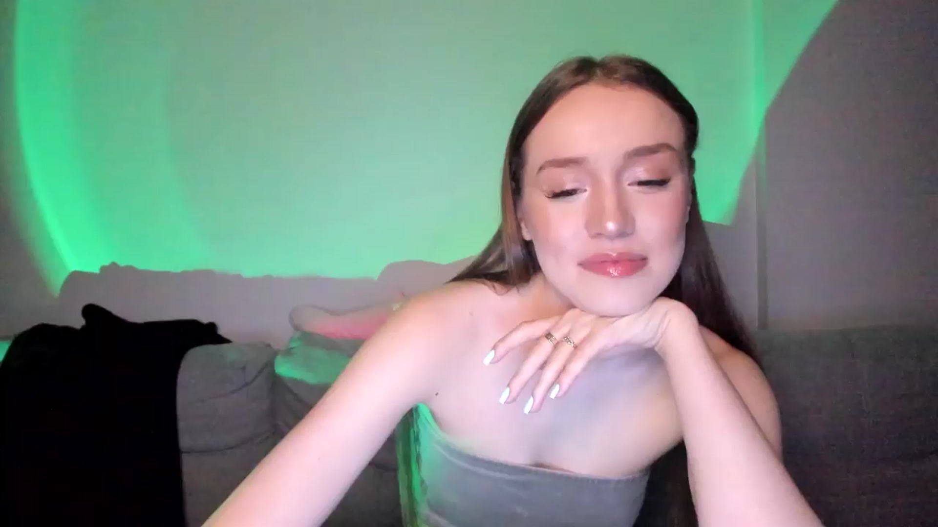 Gallery image thumbnail from IsabellRrose's myfreecams stream on, 01/18/2025, 16:50 image 17 of 20