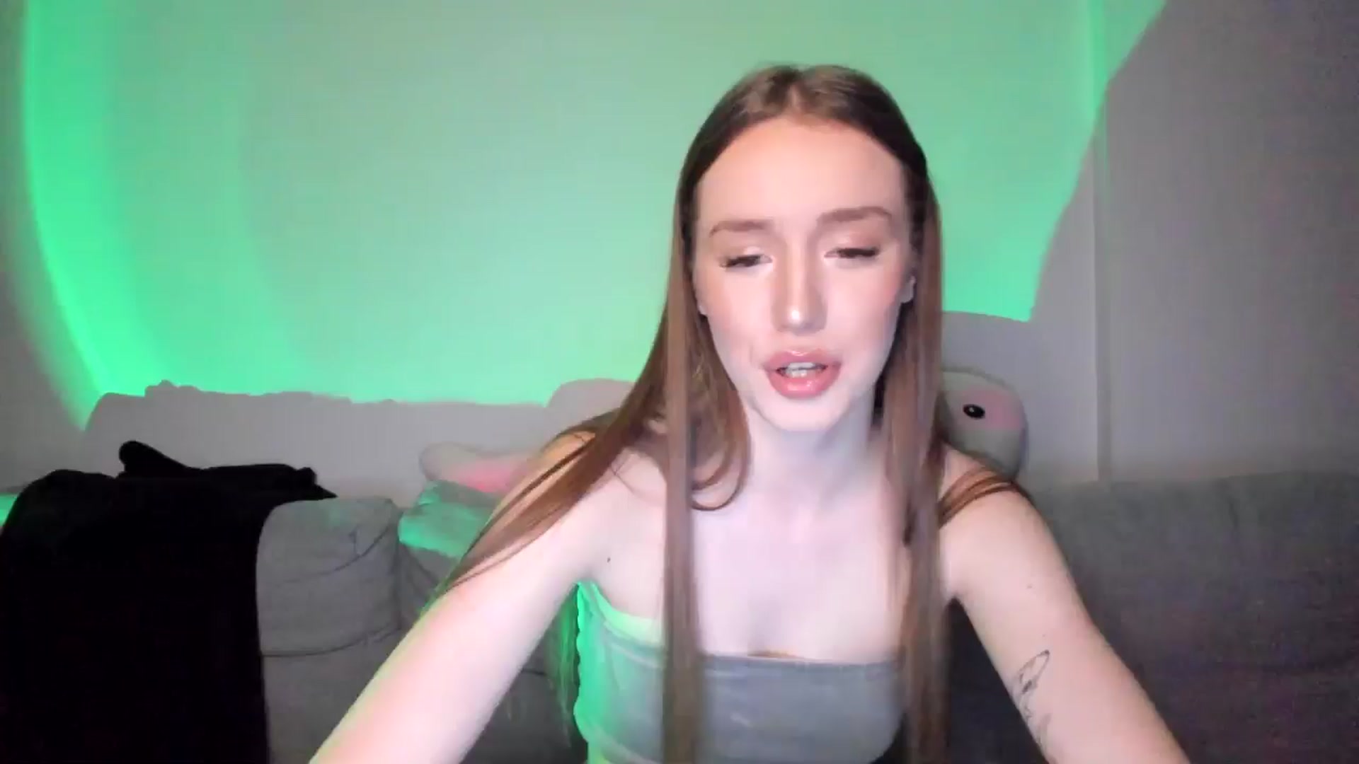 Gallery image thumbnail from IsabellRrose's myfreecams stream on, 01/18/2025, 16:50 image 12 of 20